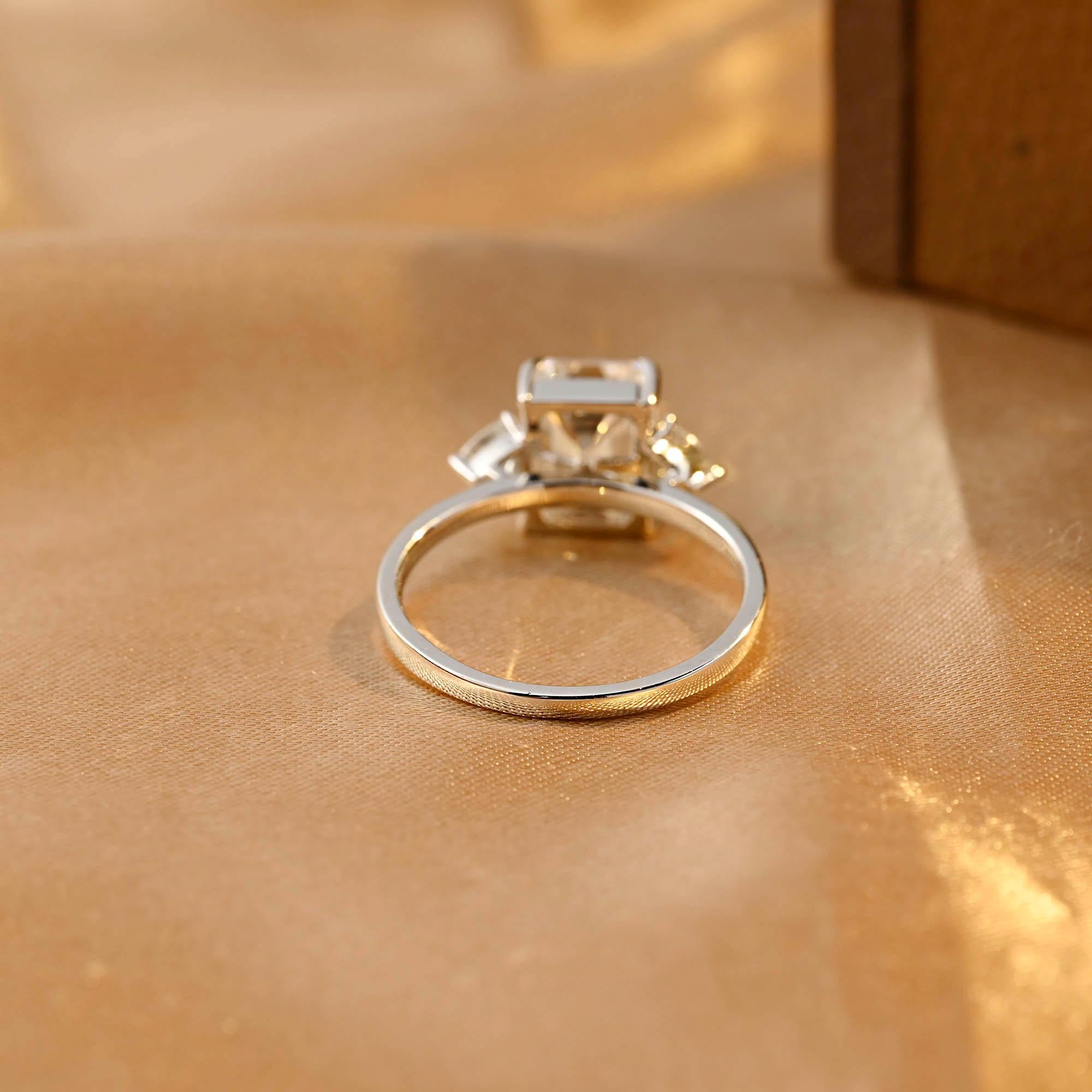Three Stone Emerald Cut Moissanite Engagement Ring, Solid Gold Emerald Cut Moissanite Wedding Ring, Anniversary Ring, Moissanite Gifts