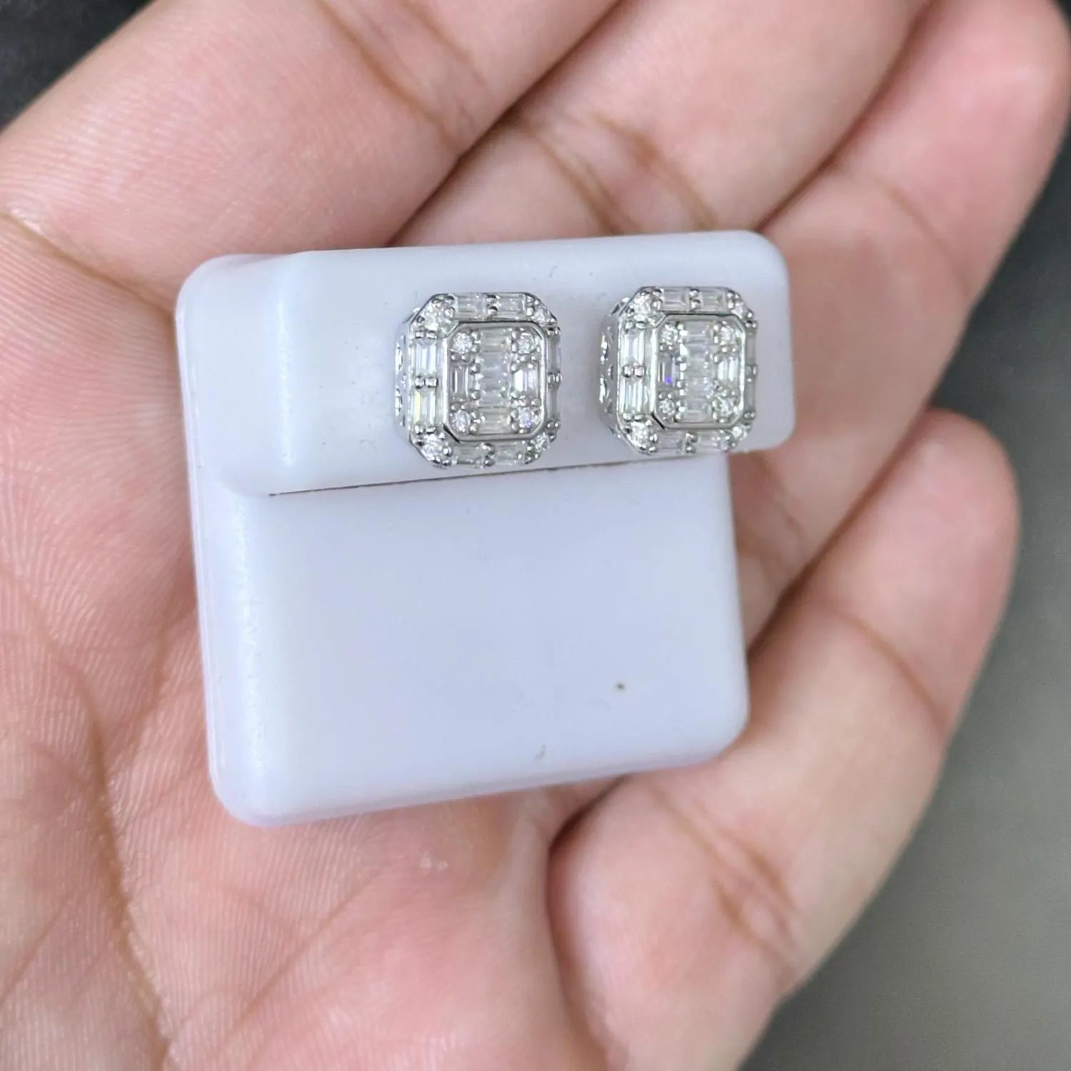 Moissanite Earrings 03