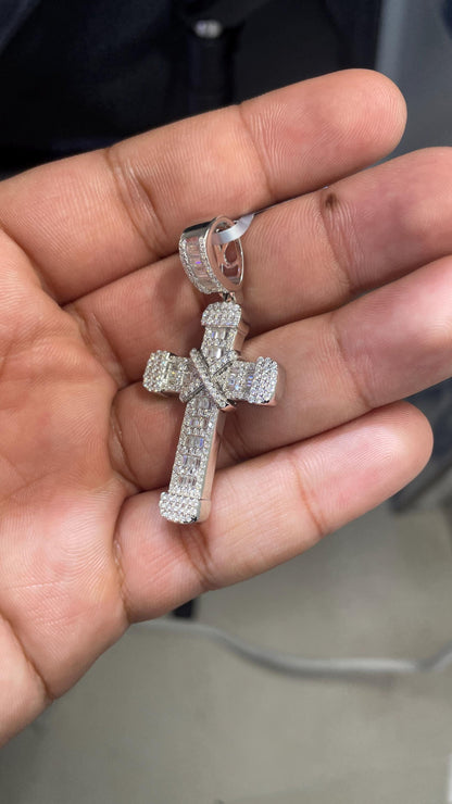 Moissanite Pendant 075