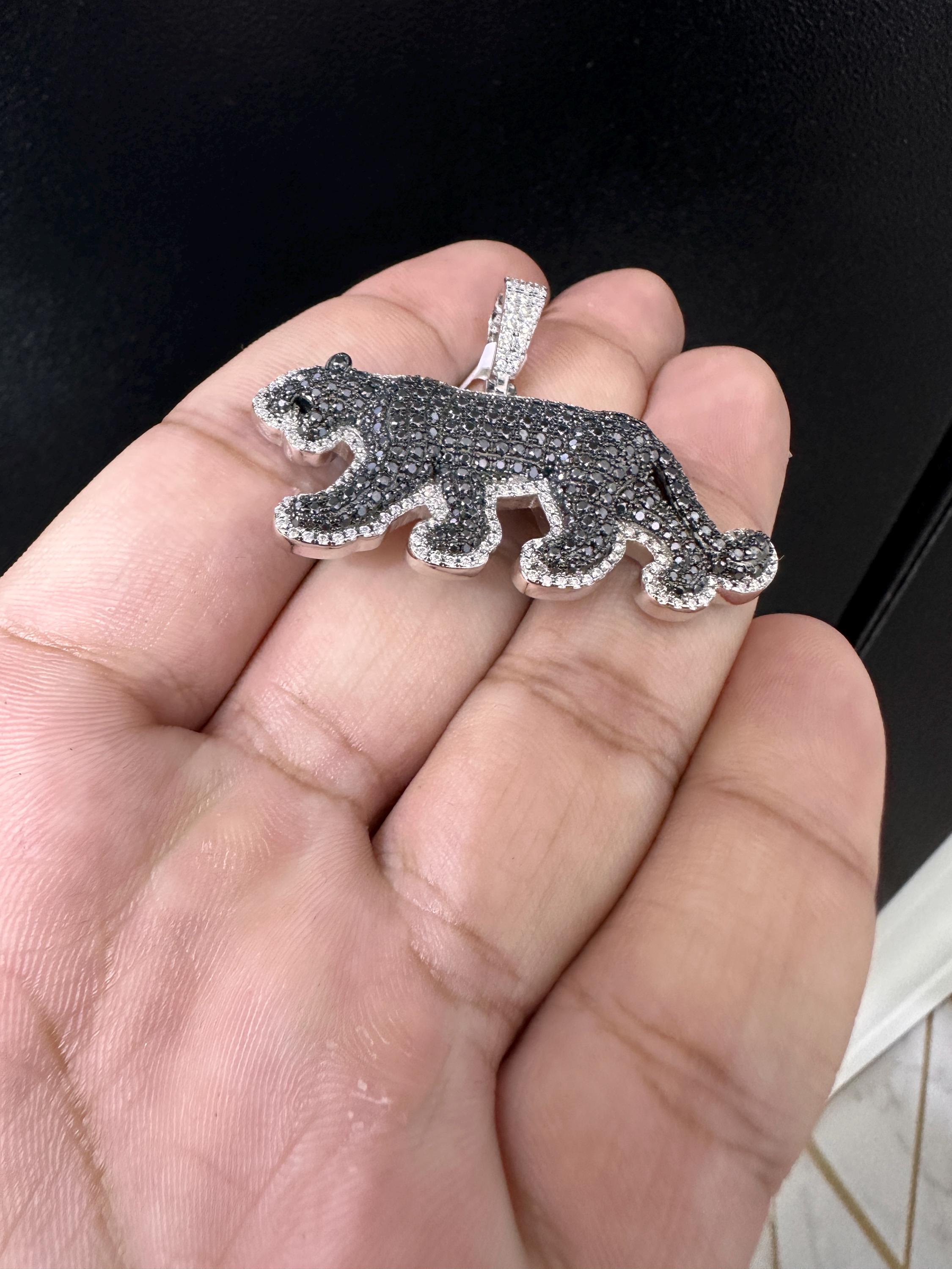 Moissanite Pendant 014