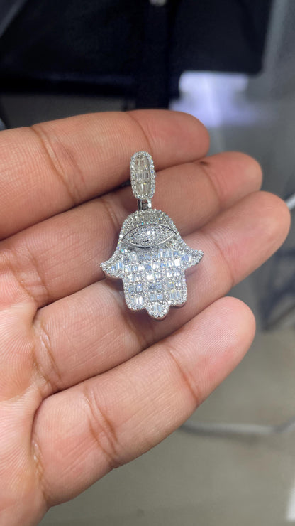 Moissanite Pendant 093