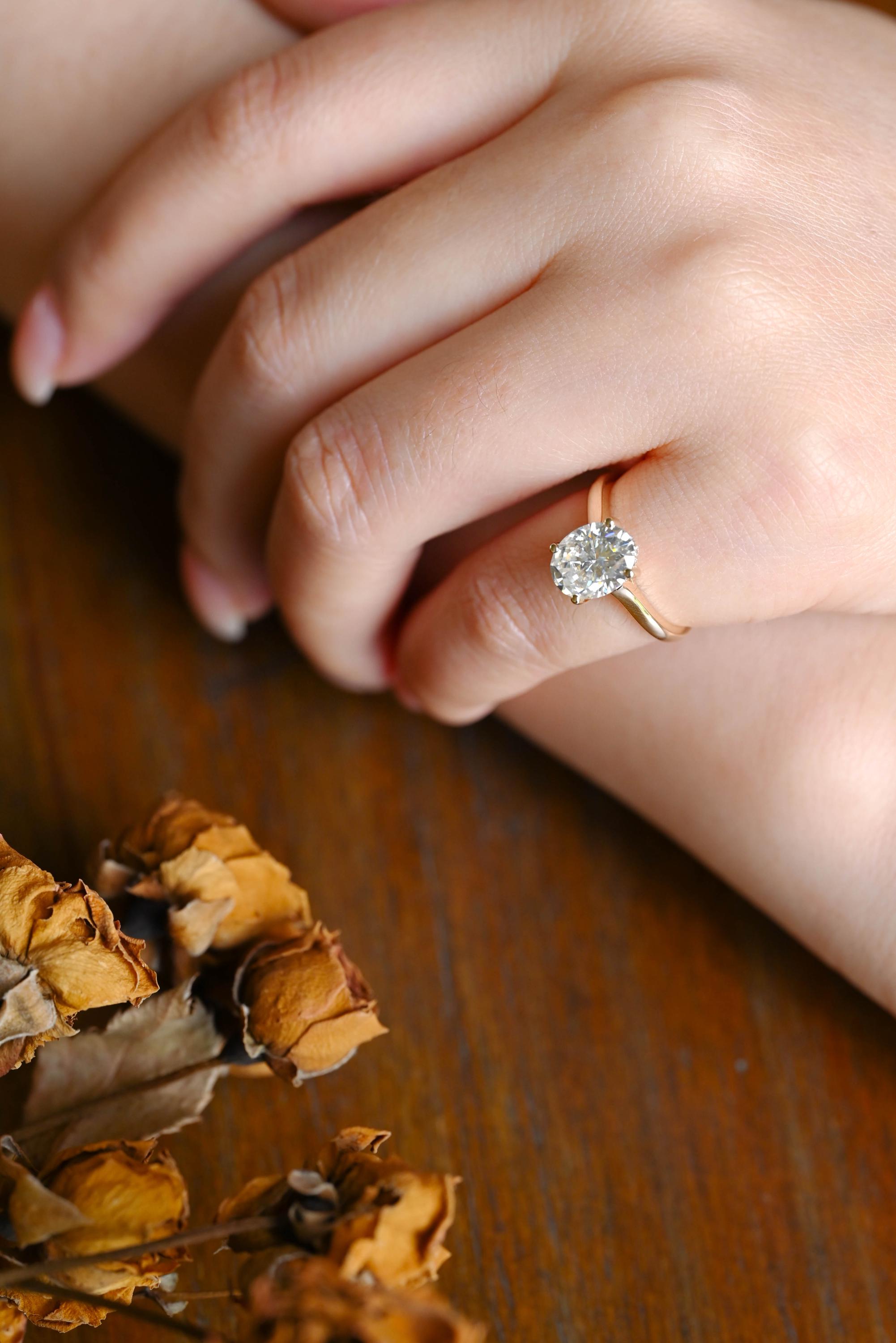 Solid Gold Oval Cut Moissanite Engagement Ring, Anniversary Gift Birthday Gift for Women Wife