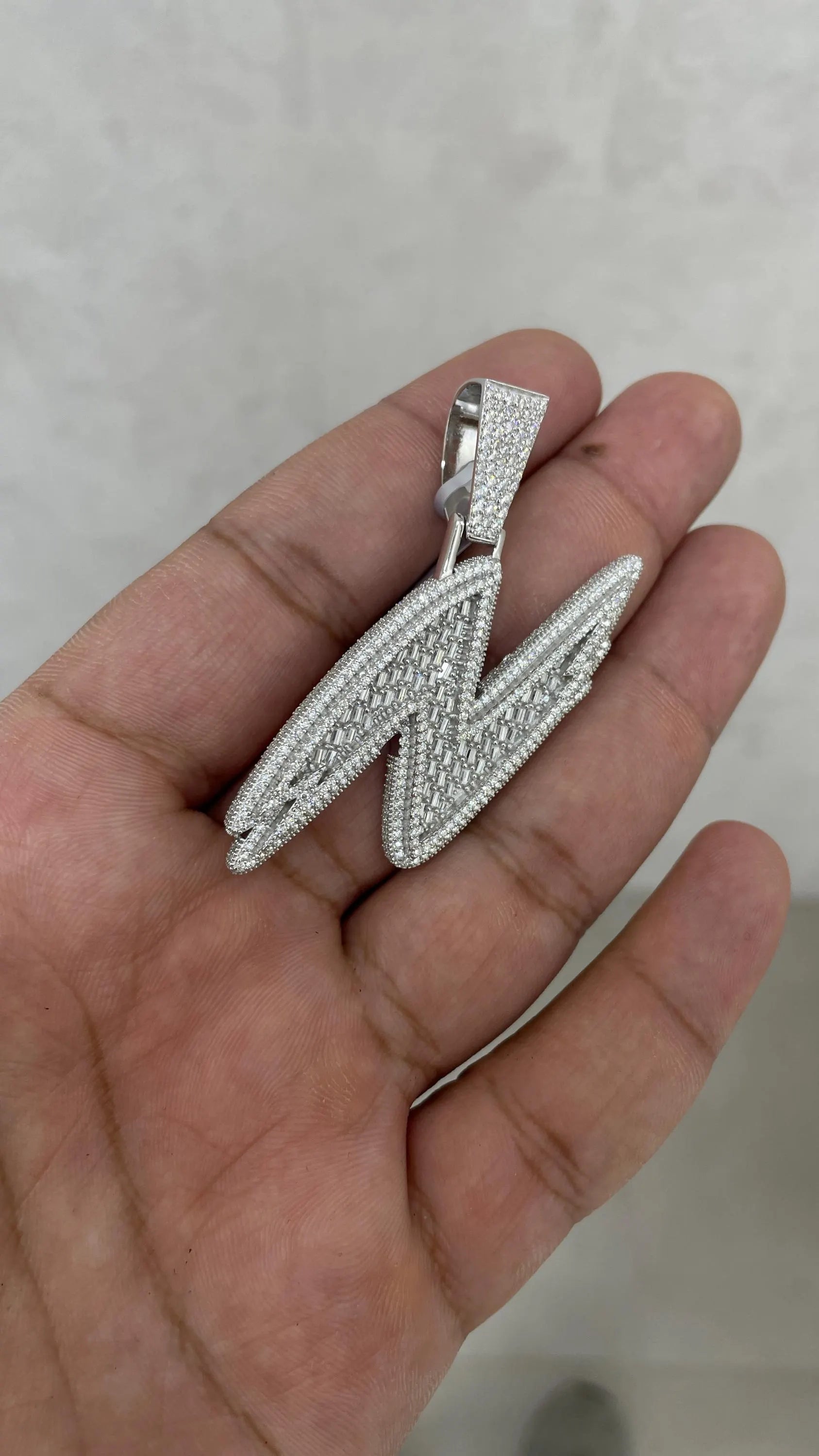 Moissanite Pendant 062