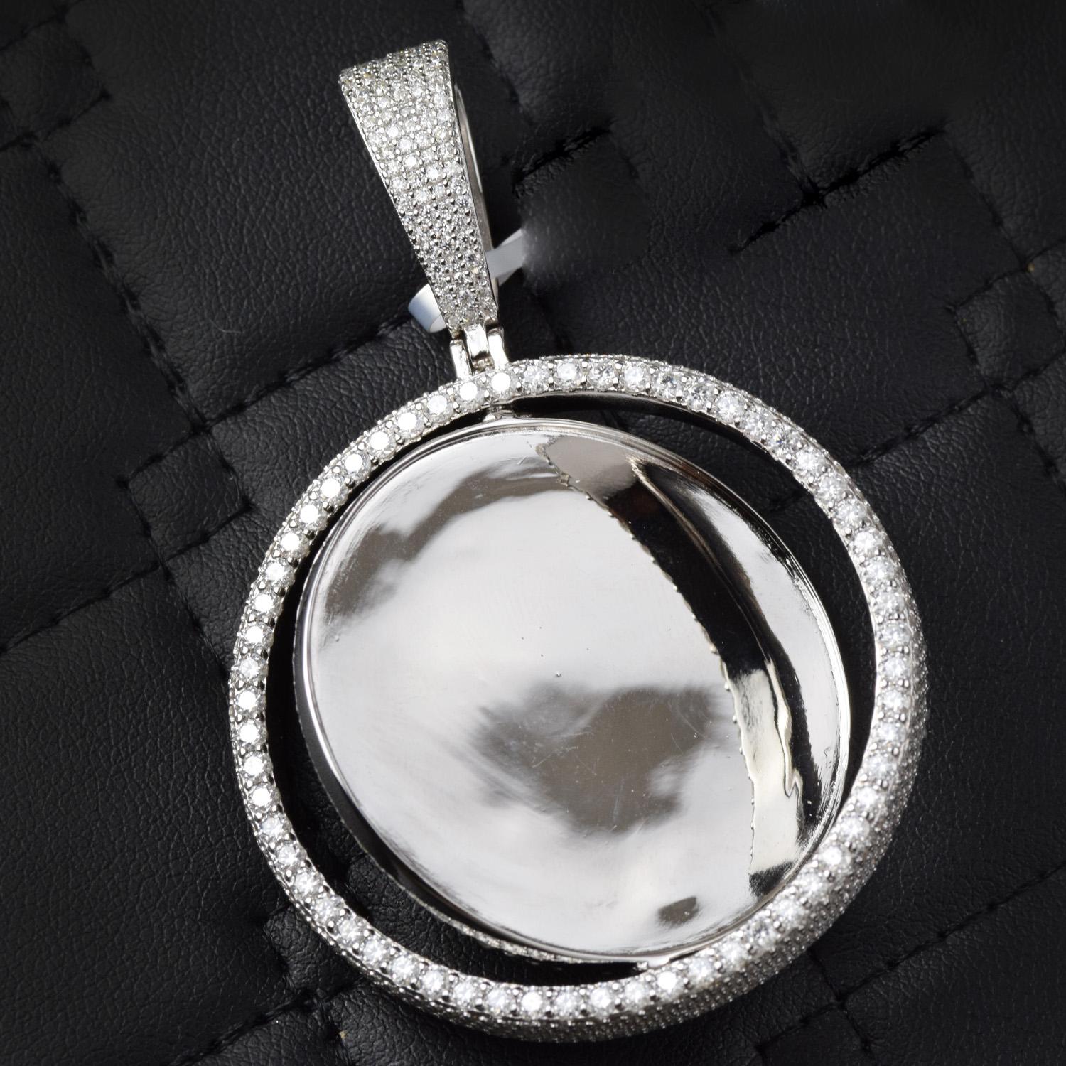 Moissanite Pendant 085
