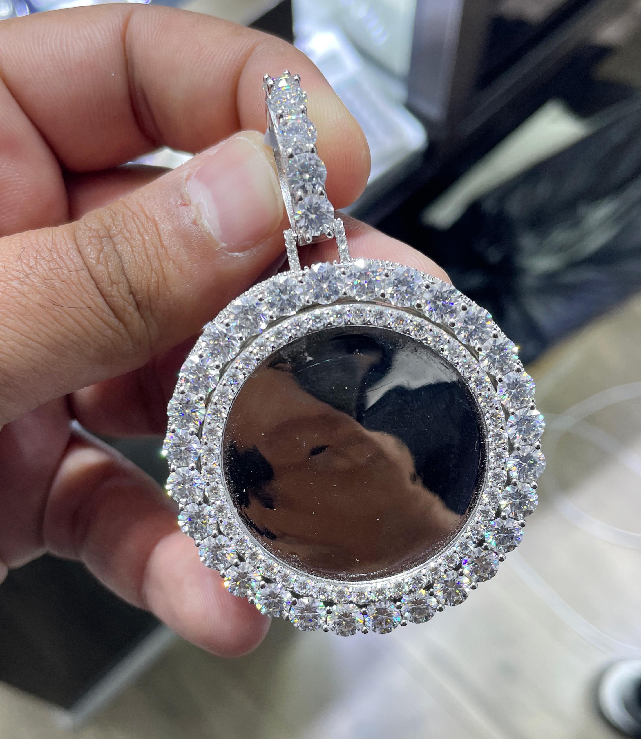 Moissanite Pendant 022