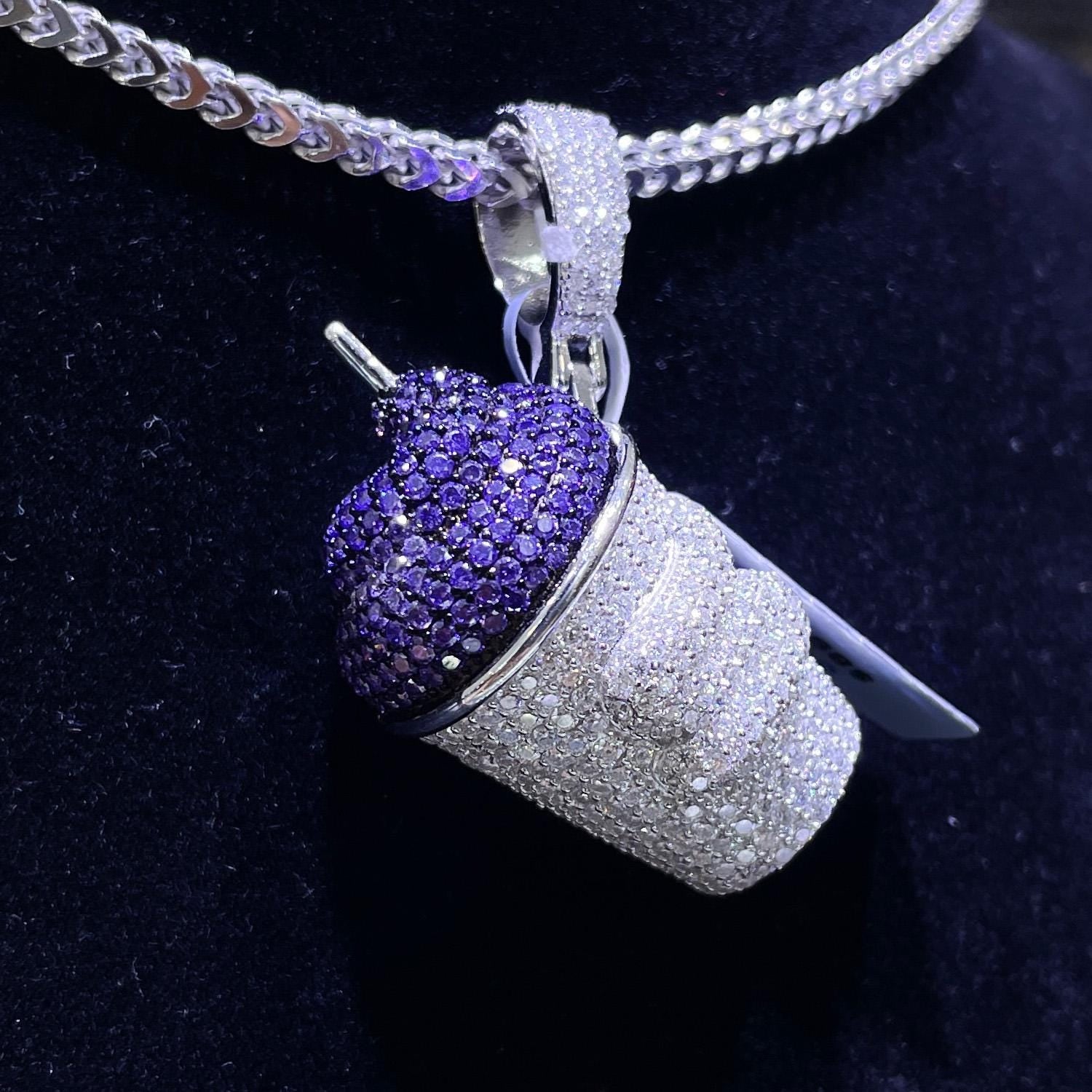 Moissanite Pendant 029