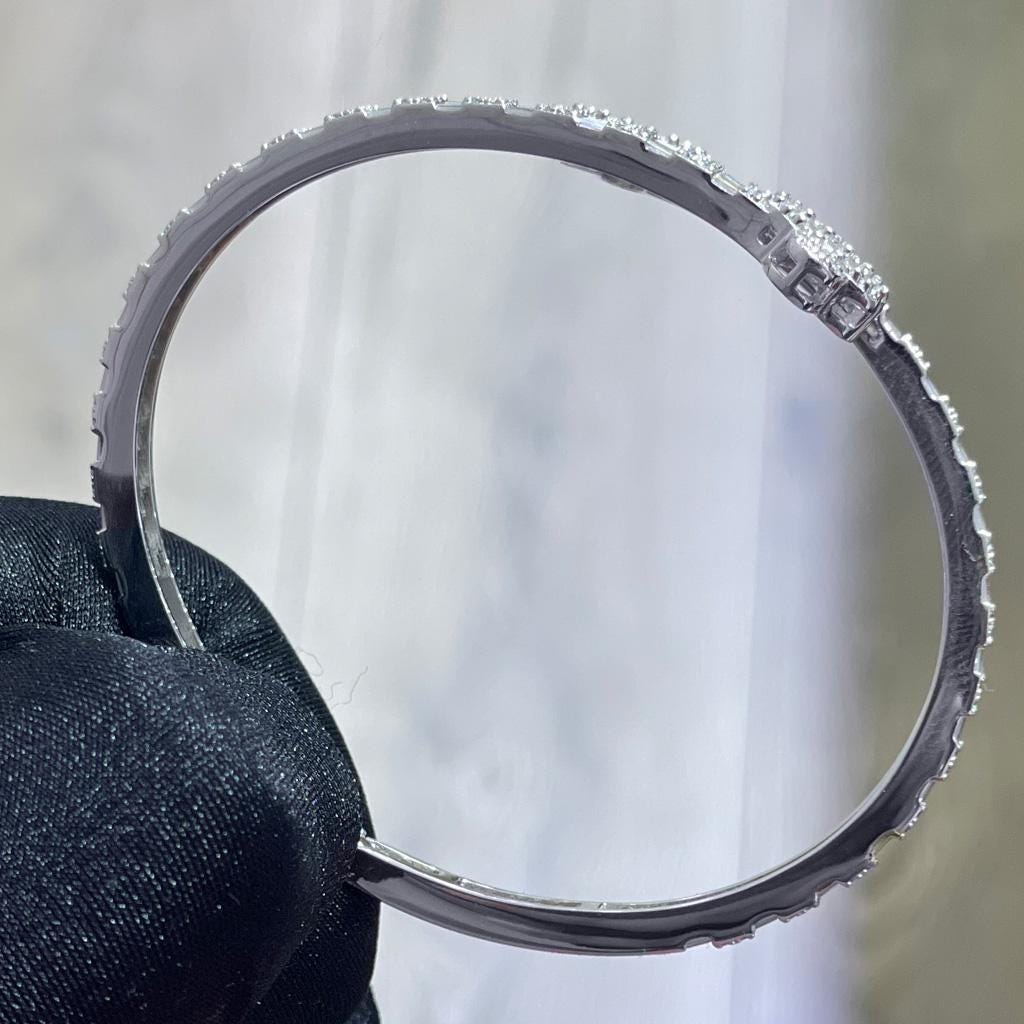 Moissanite Four Leaf Clover Bangle: Sterling Silver Cuff Bracelet (4.20ctw)