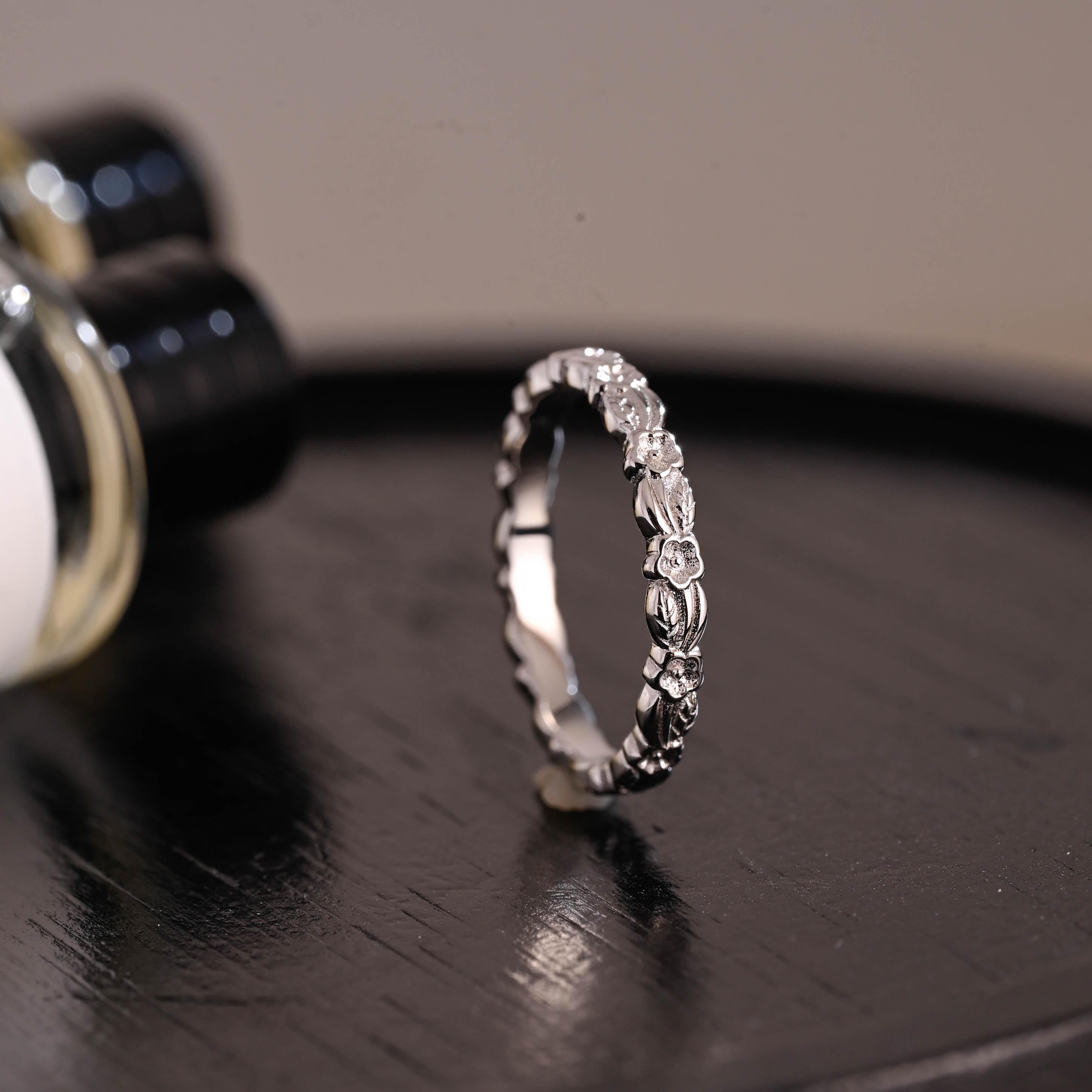 Solid Gold Floral Wedding Band, Nature Inspired Anniversary Ring