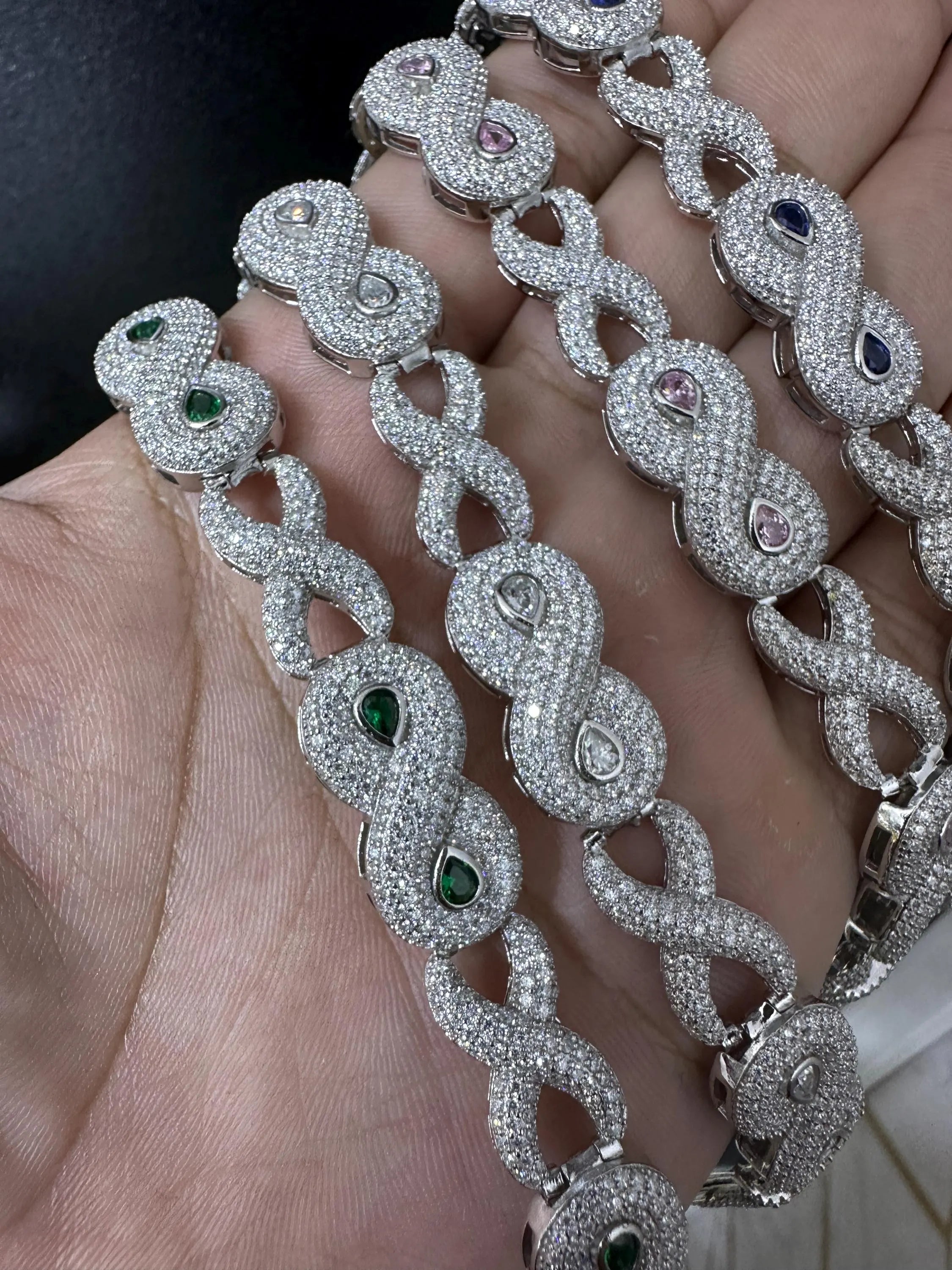 Iced Out VVS Moissanite Diamond Infinity Link Bracelet: 9.30ctw Miami Cuban