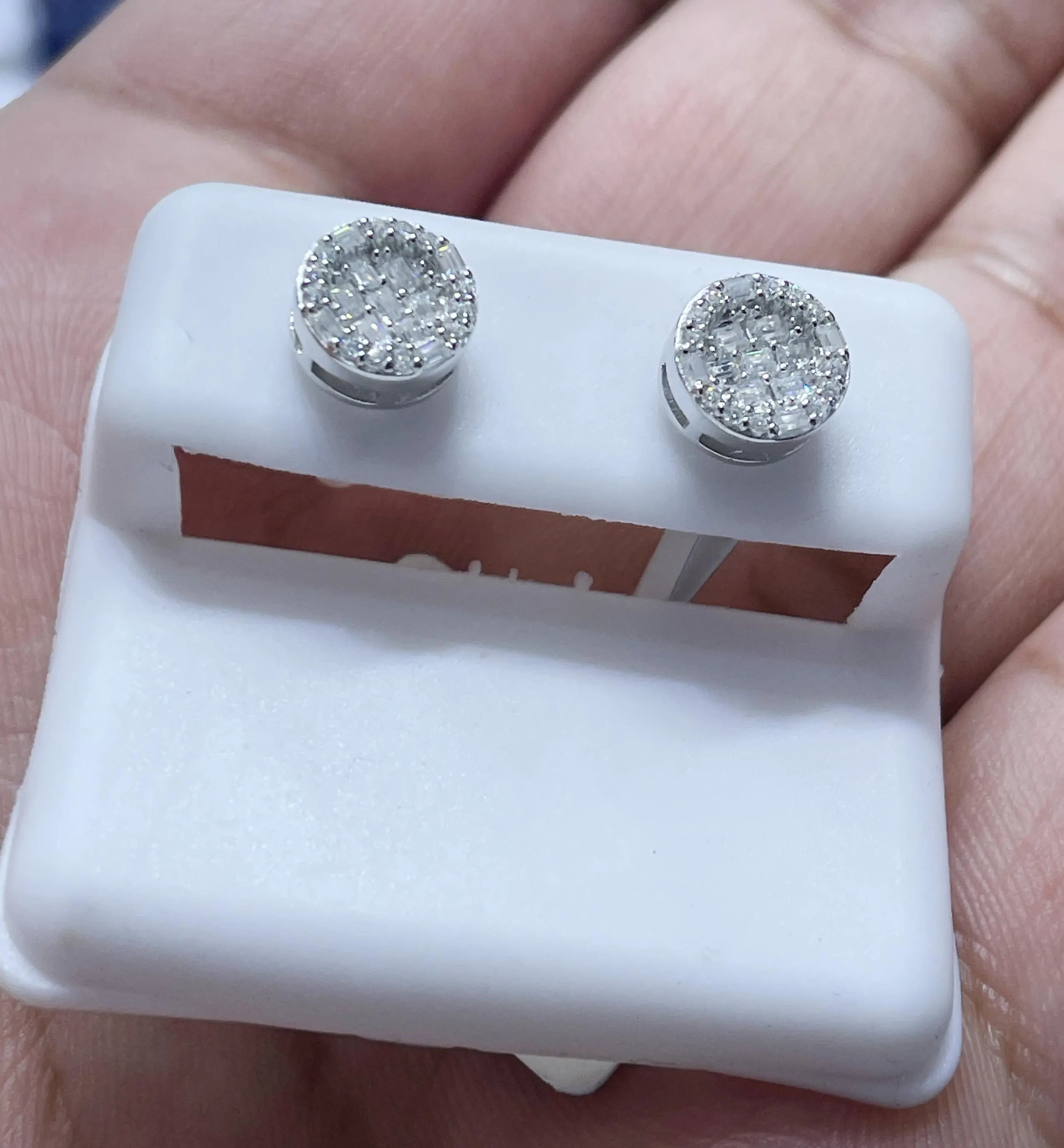 Moissanite Earrings 054