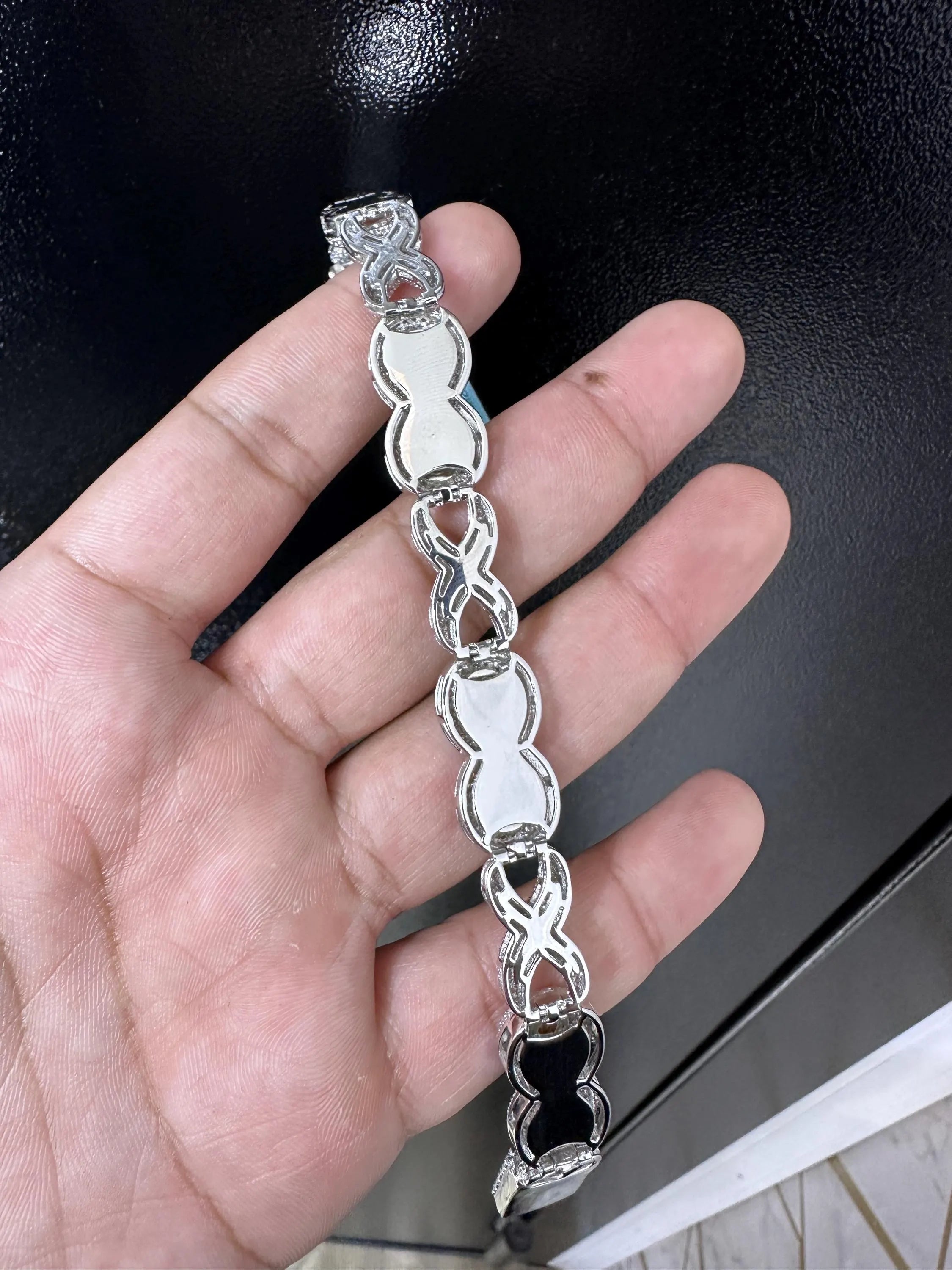 VVS1 Moissanite Infinity Bracelet: 925 Silver Hip Hop Jewelry , Moissanite Bracelet