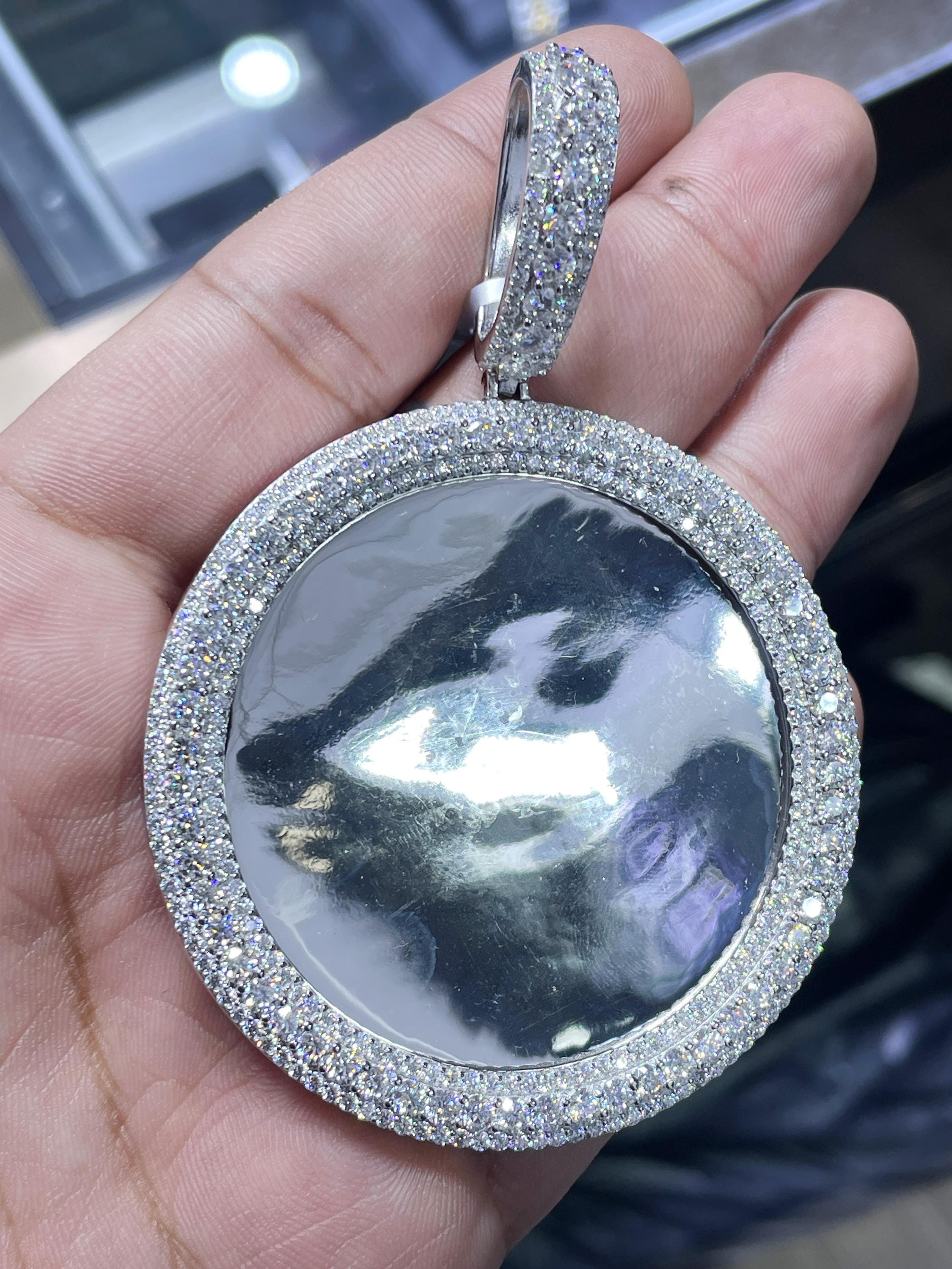 Moissanite Pendant 097