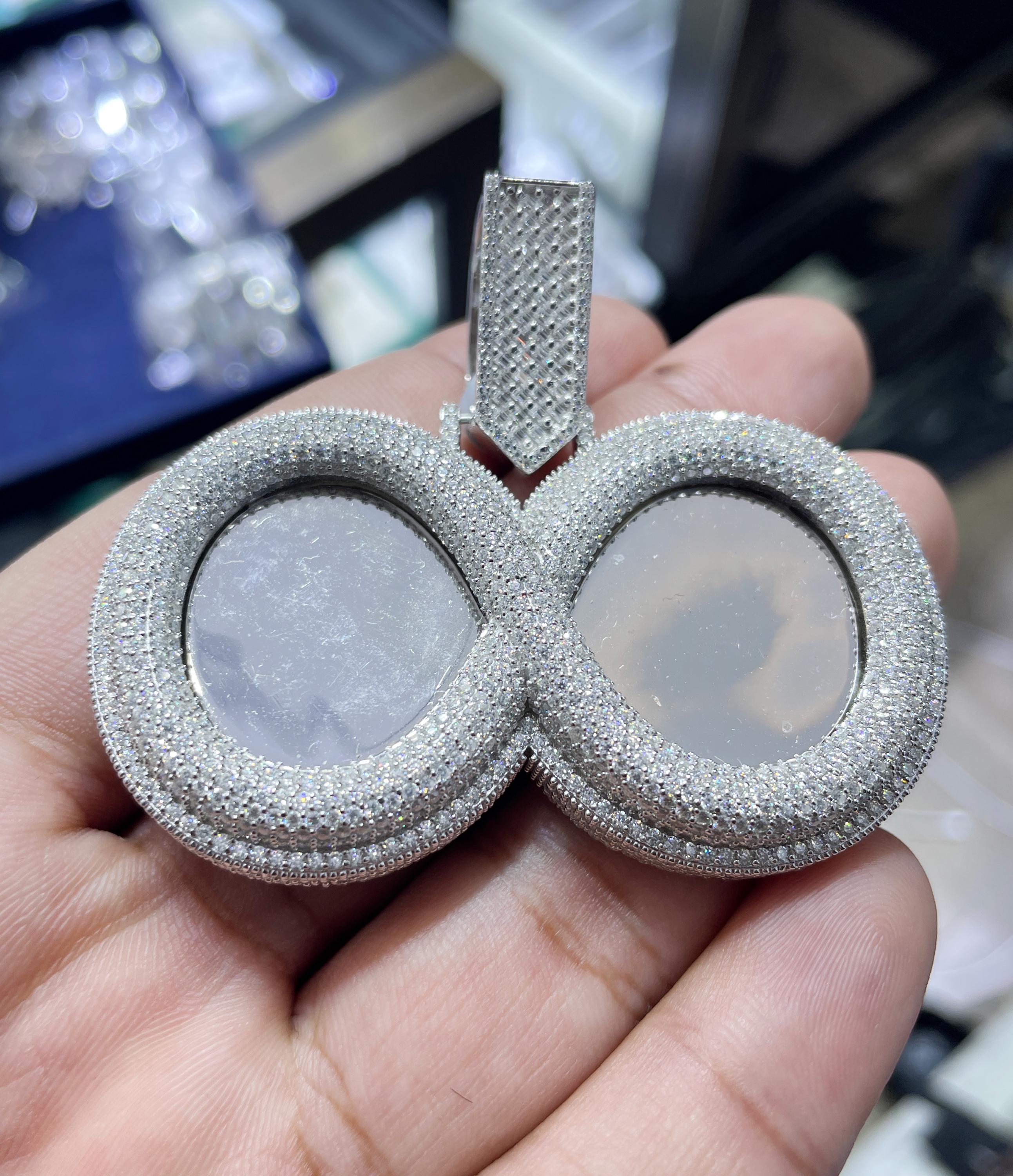 Moissanite Pendant 023