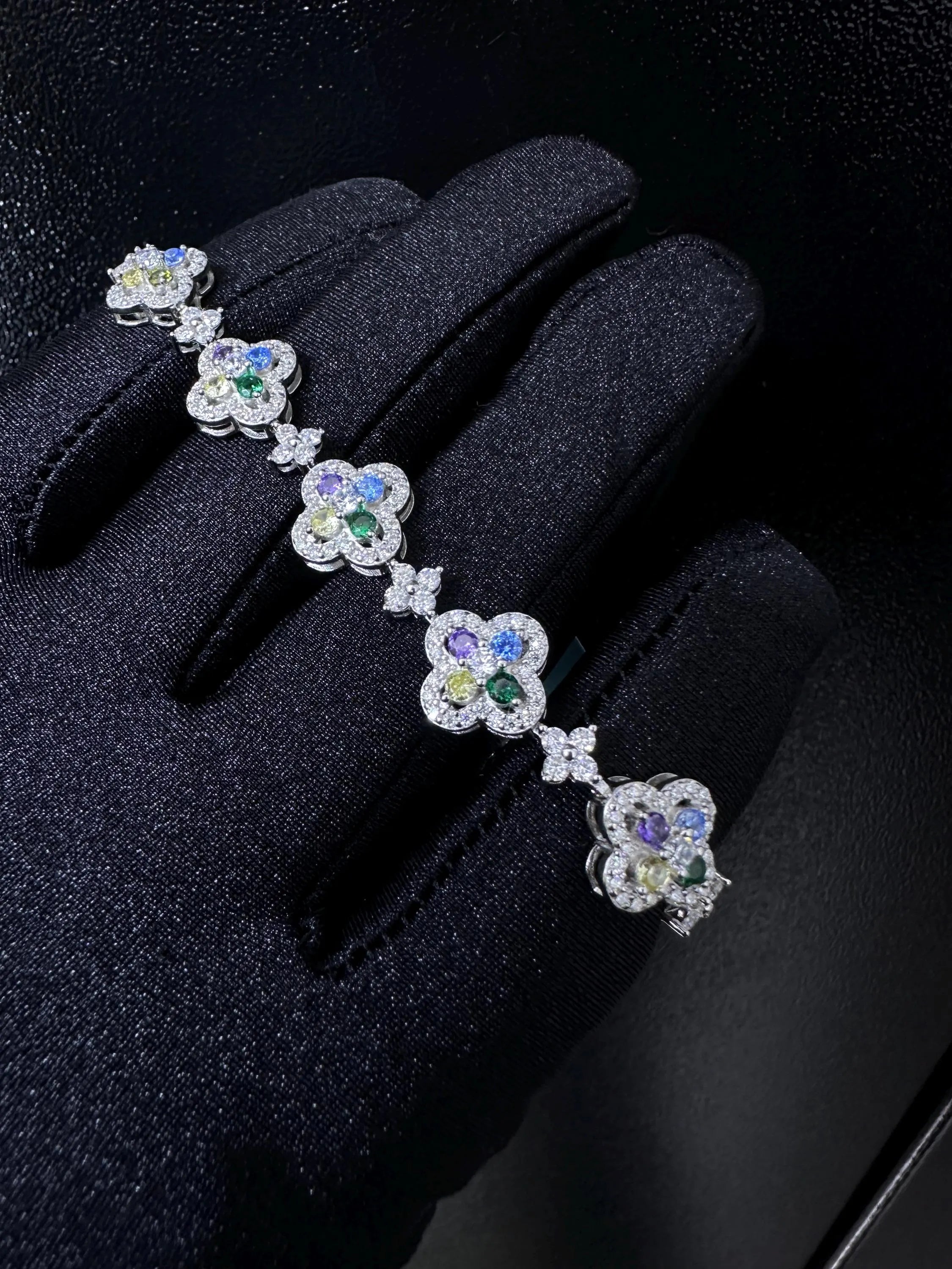 Moissanite Clover Bracelet: Multi-Color Diamond, S925 Sterling Silver, 5.83CTW