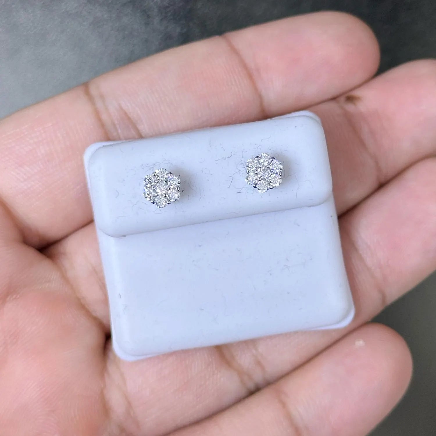 Moissanite Earrings 050
