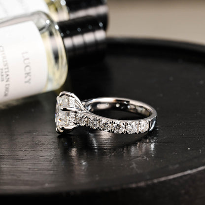 3.5mm Wide Solid Gold Round Cut Moissanite Engagement Ring, Side Stone Setting Wedding Ring