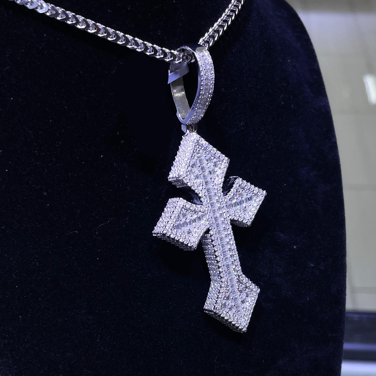 Moissanite Pendant 04