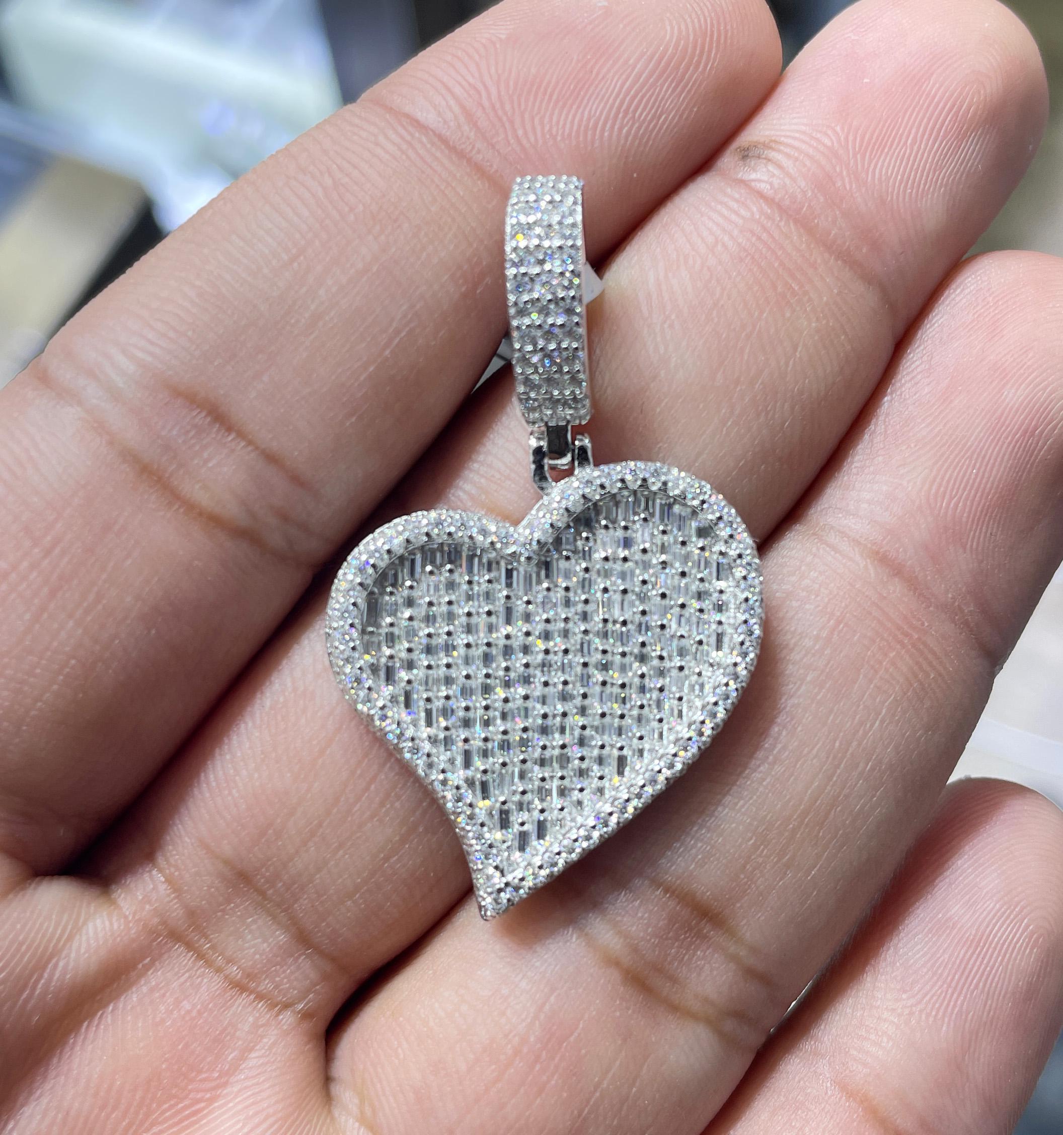 Moissanite Pendant 084