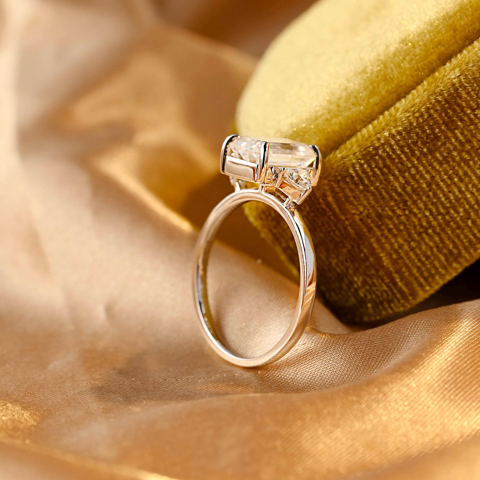 Three Stone Emerald Cut Moissanite Engagement Ring, Solid Gold Emerald Cut Moissanite Wedding Ring, Anniversary Ring, Moissanite Gifts