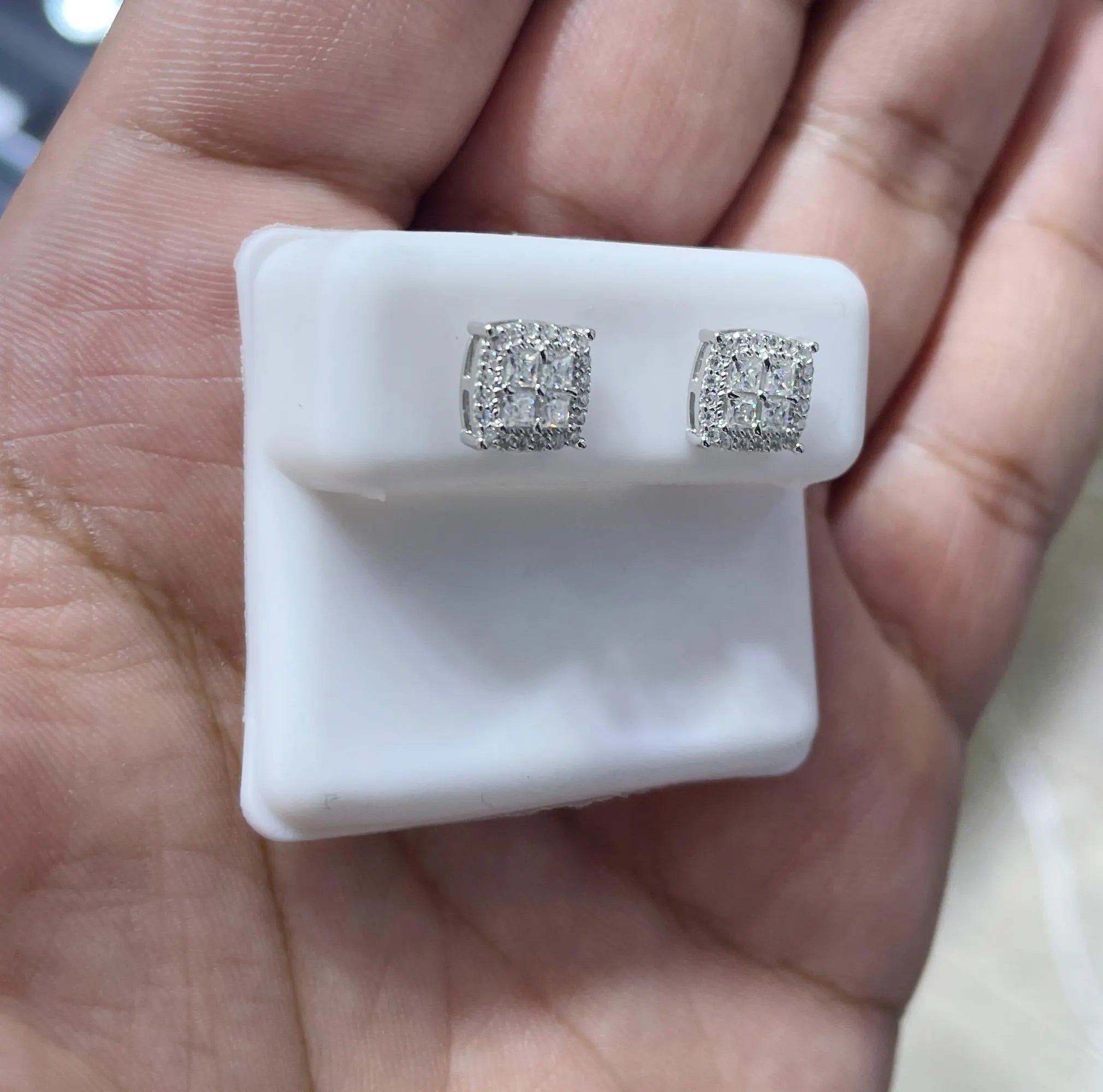 Moissanite Earrings 046