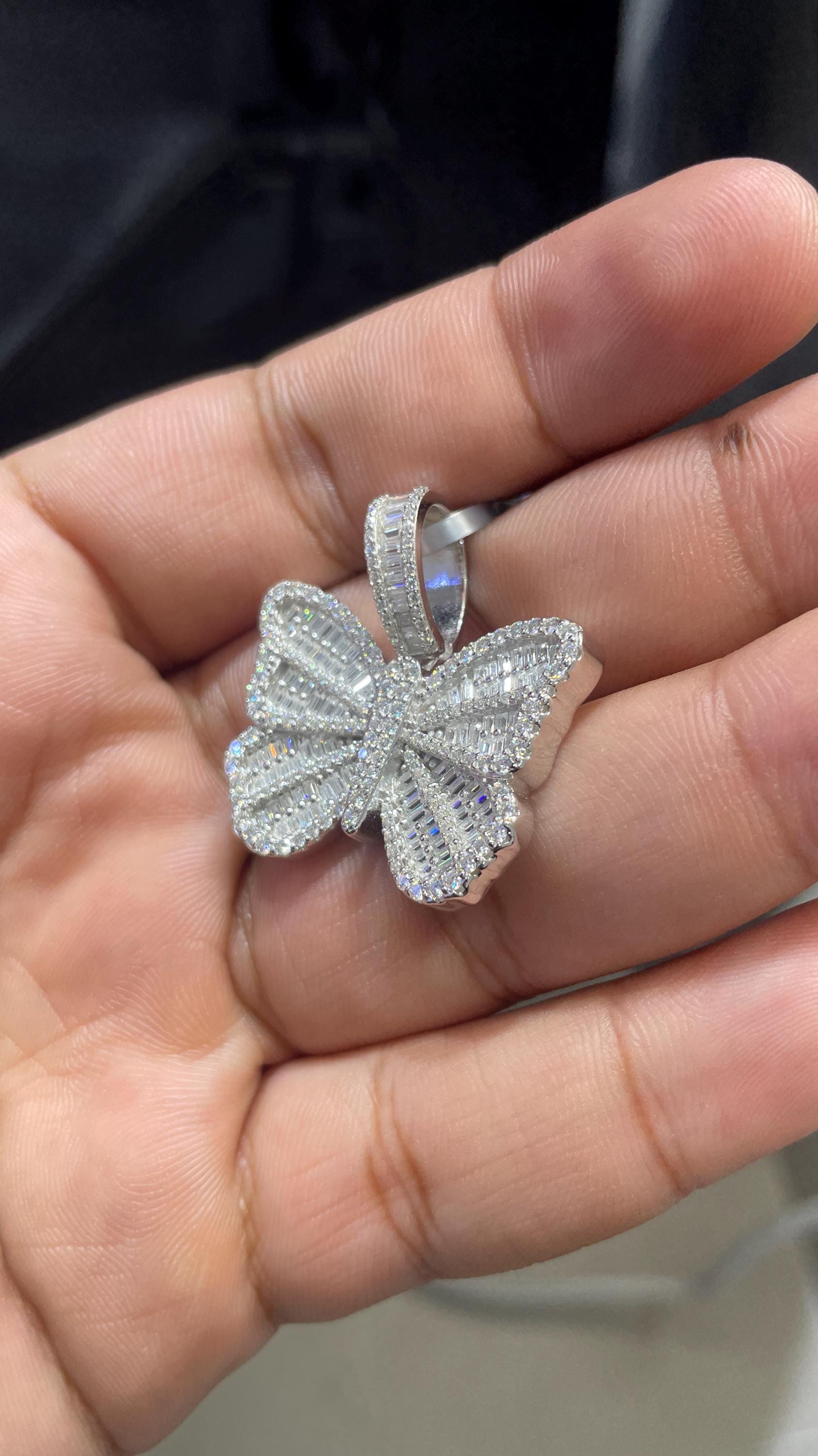 Moissanite Pendant 071