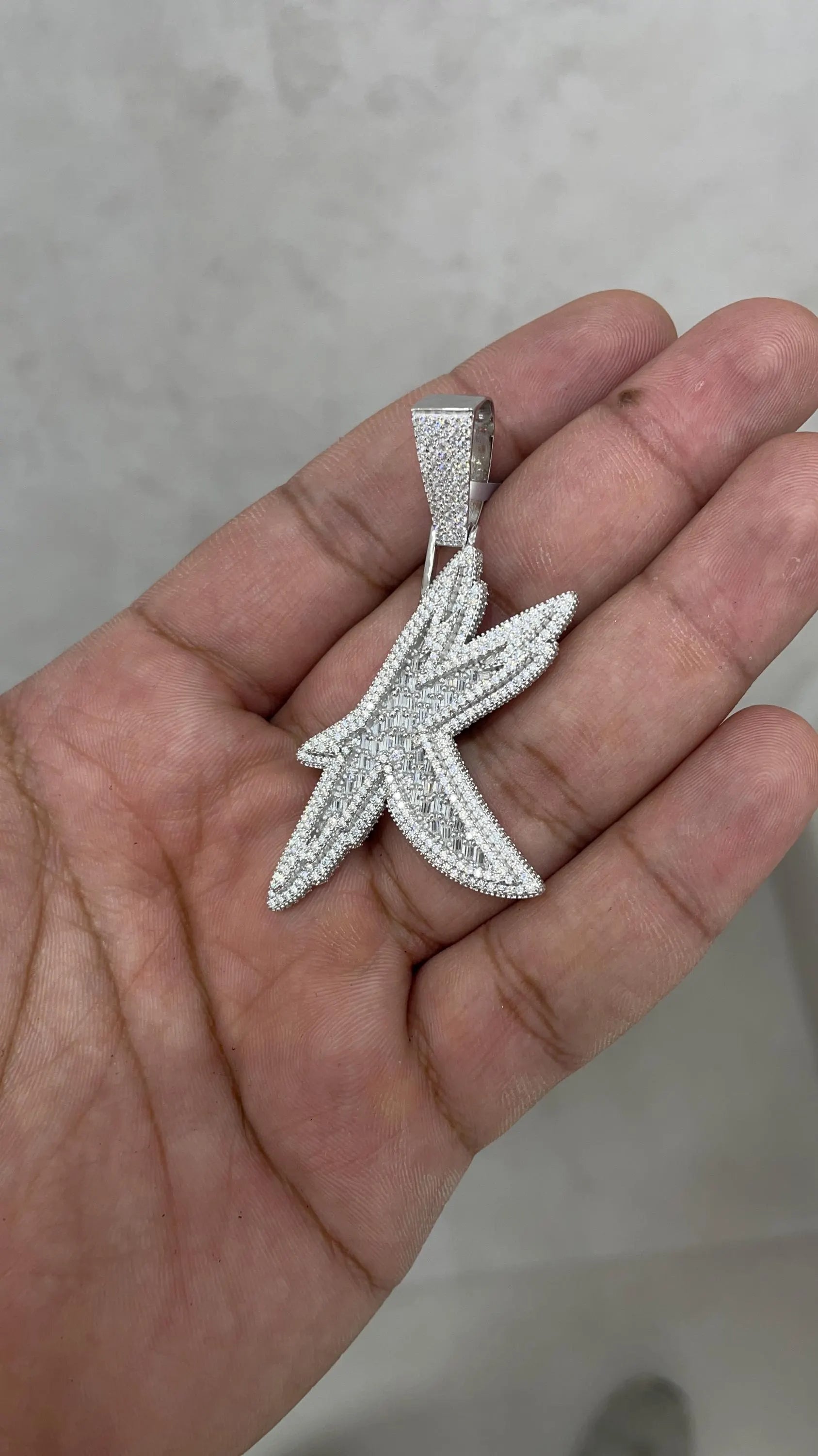 Moissanite Pendant 059