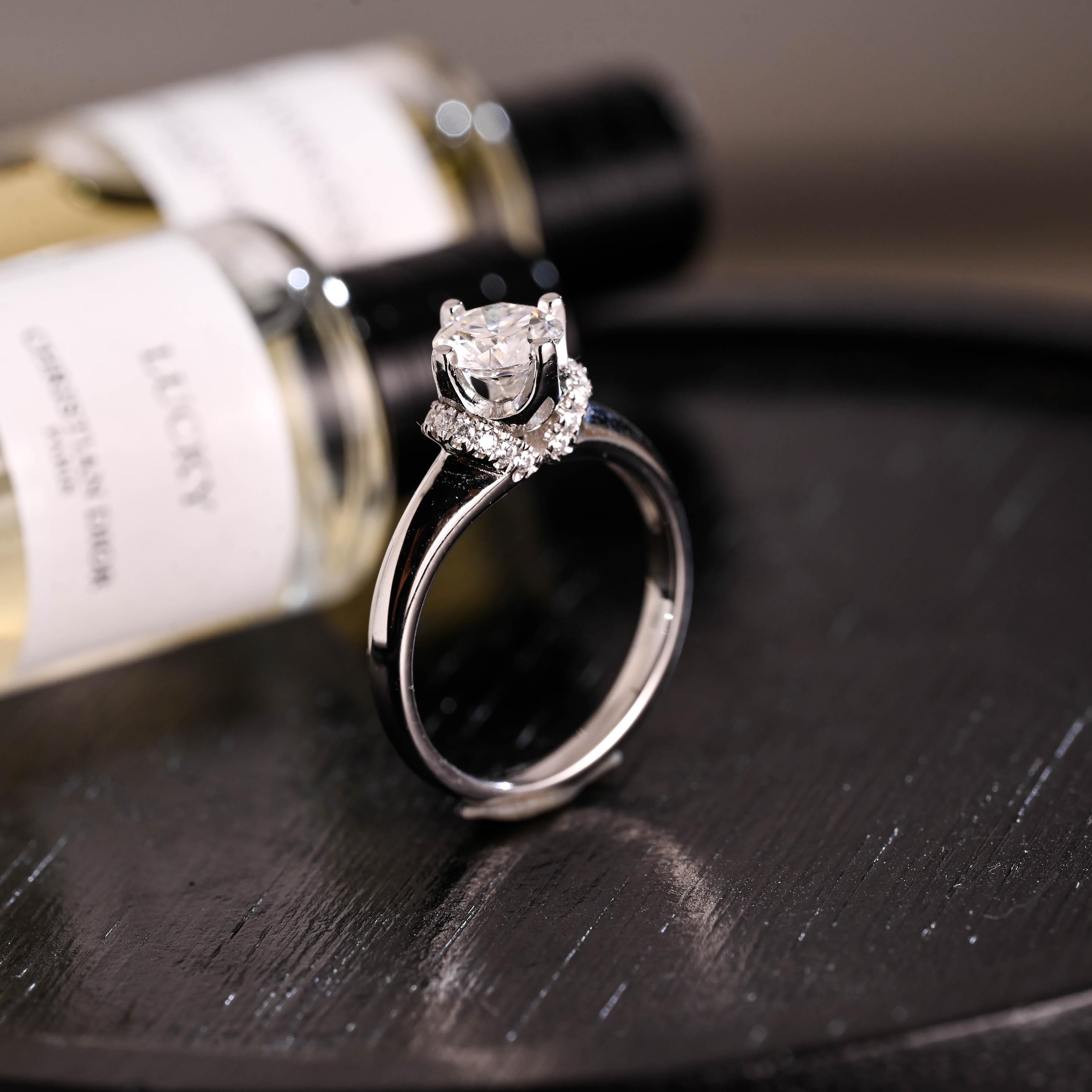 Solid Gold Round Cut Moissanite Engagement Ring, Anniversary Gift Birthday Gift for Women Wife