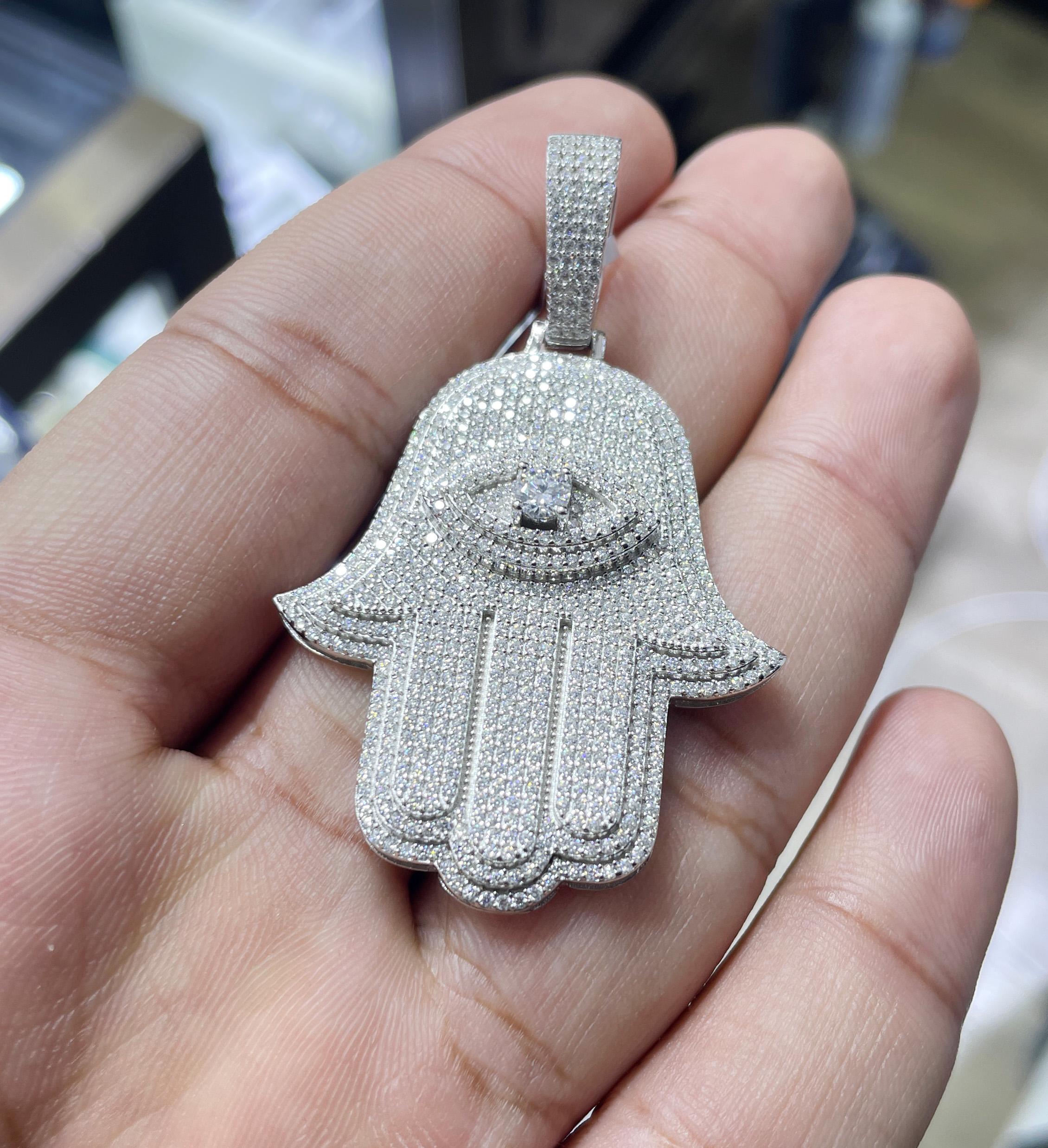 Moissanite Pendant 0100