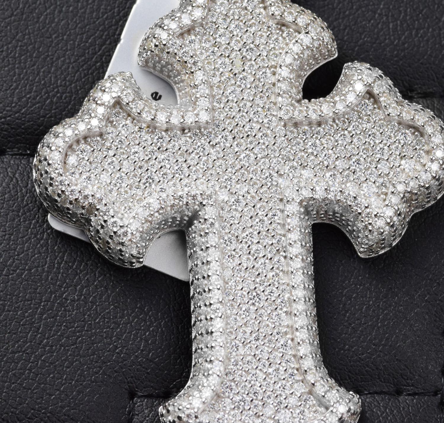 Moissanite Pendant 045