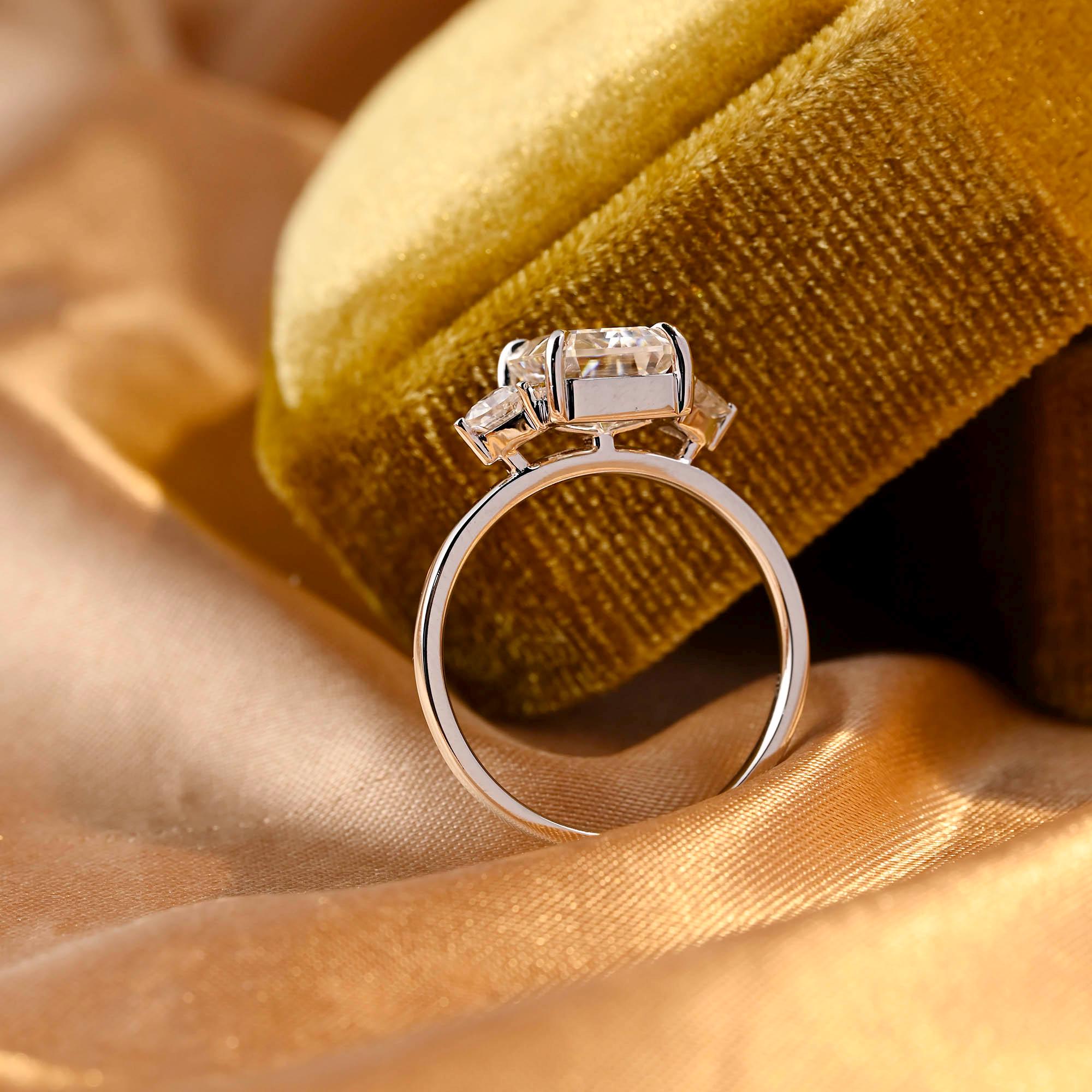 Three Stone Emerald Cut Moissanite Engagement Ring, Solid Gold Emerald Cut Moissanite Wedding Ring, Anniversary Ring, Moissanite Gifts