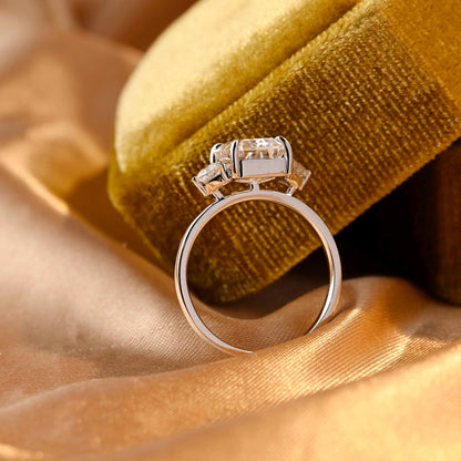 Three Stone Emerald Cut Moissanite Engagement Ring, Solid Gold Emerald Cut Moissanite Wedding Ring, Anniversary Ring, Moissanite Gifts