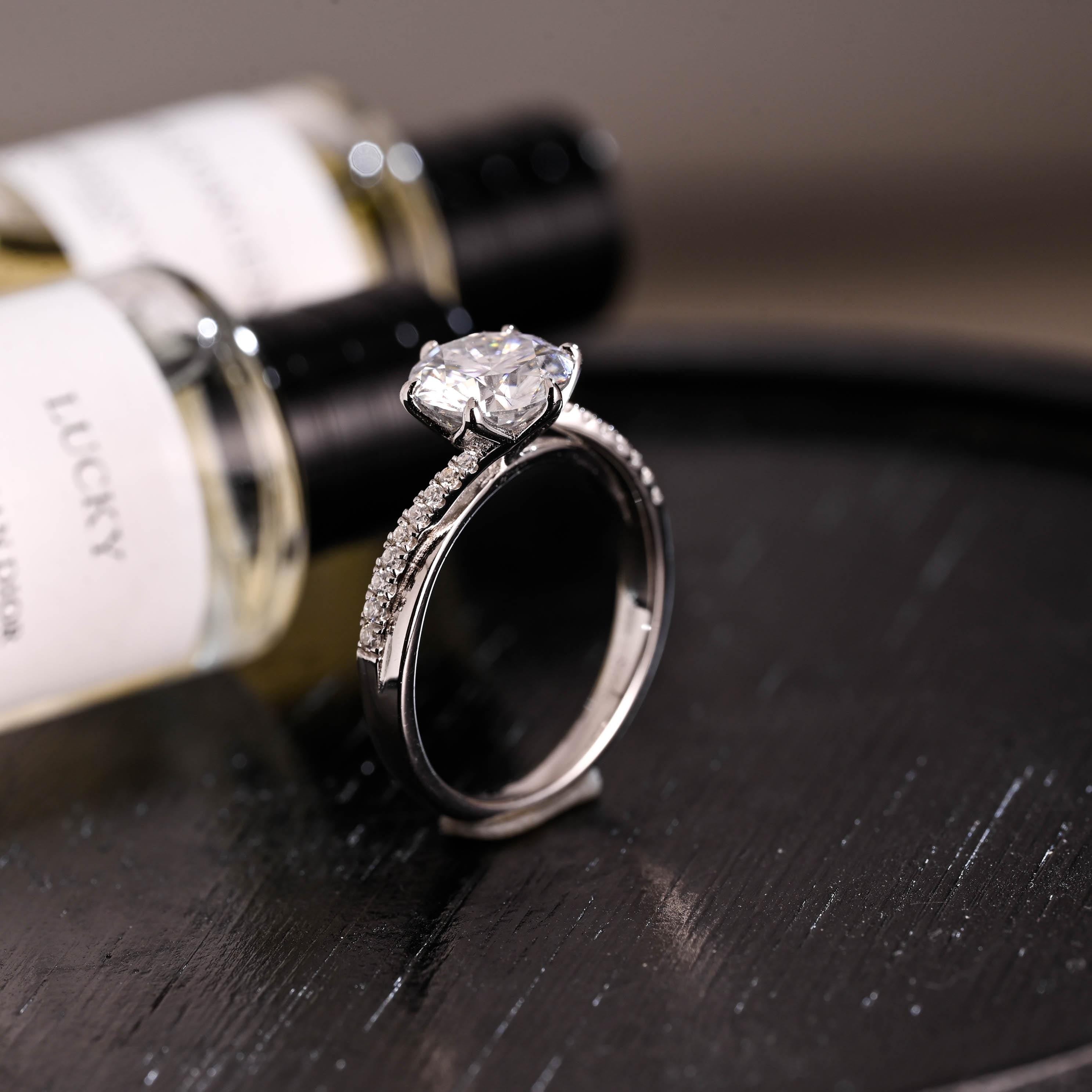 Tulip Set Solid Gold Round Cut Moissanite Engagement Ring, Proposal Ring, Anniversary Gift for Women Wife