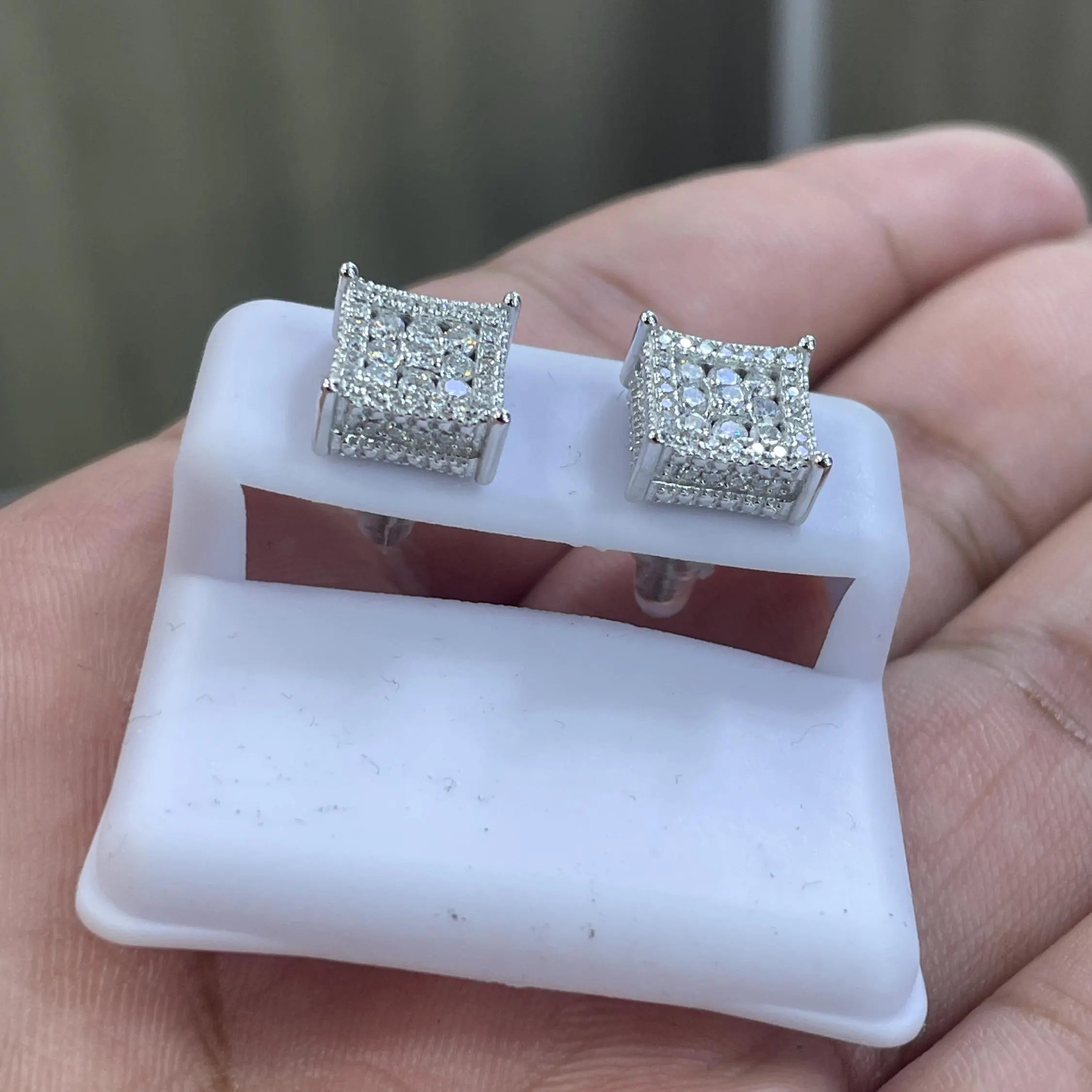 Moissanite Earrings 052