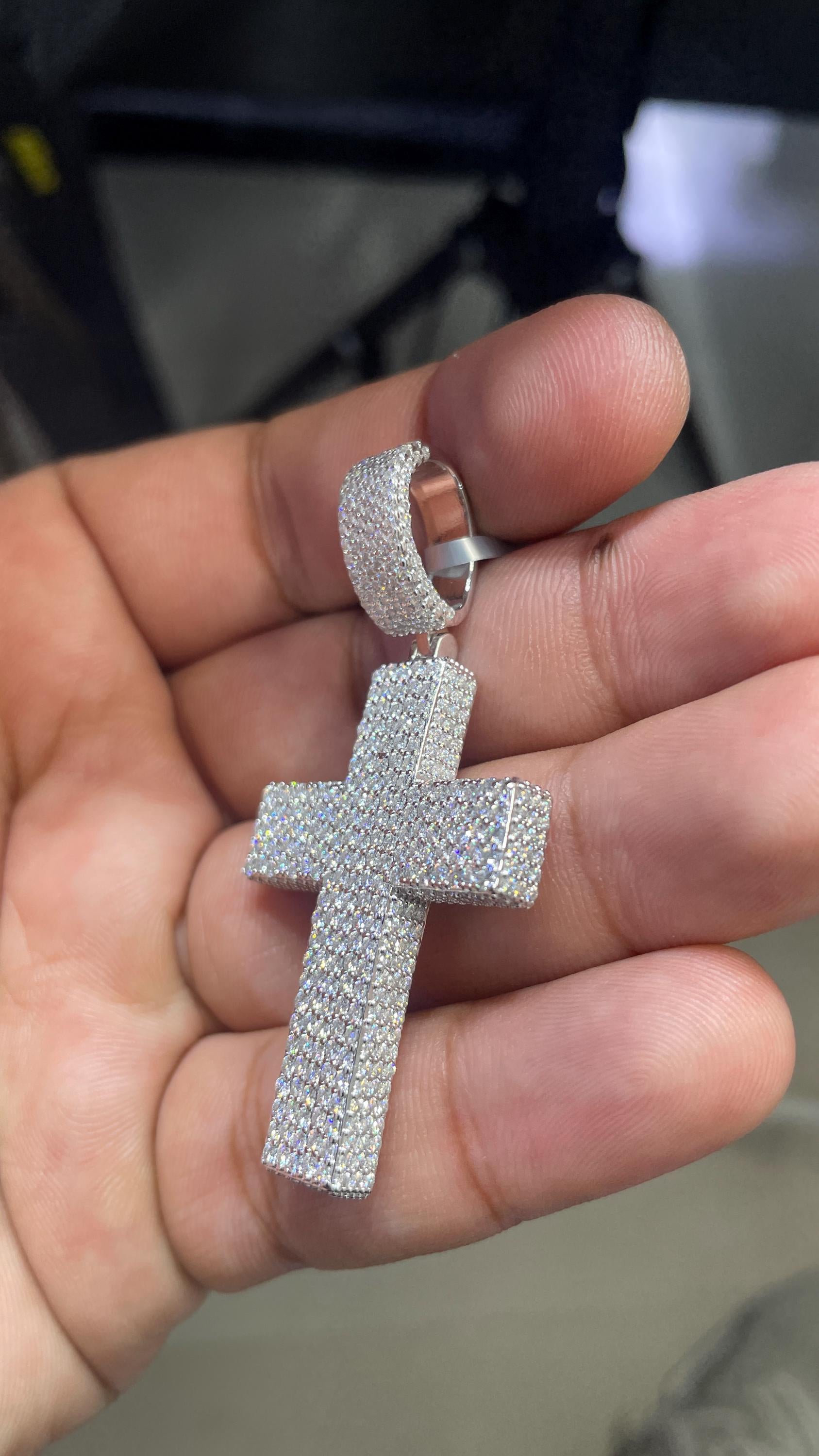Moissanite Pendant 06