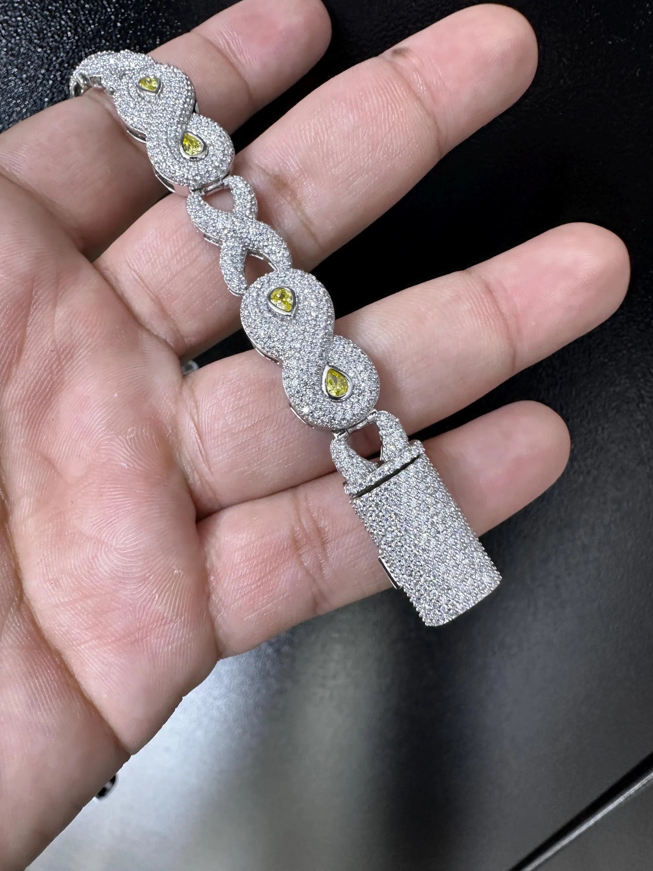 VVS1 Moissanite Infinity Bracelet: 925 Silver Hip Hop Jewelry , Moissanite Bracelet