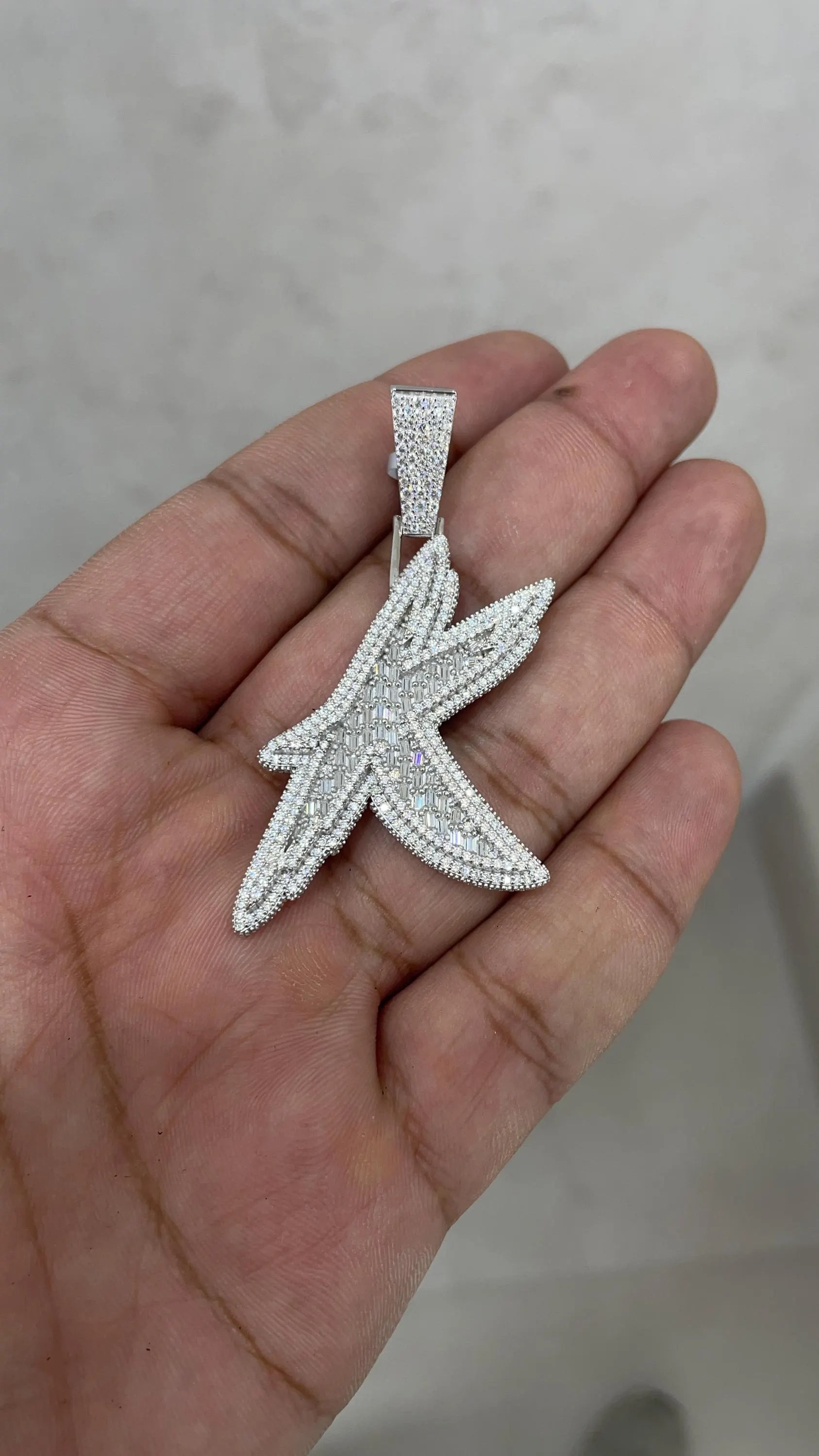 Moissanite Pendant 059