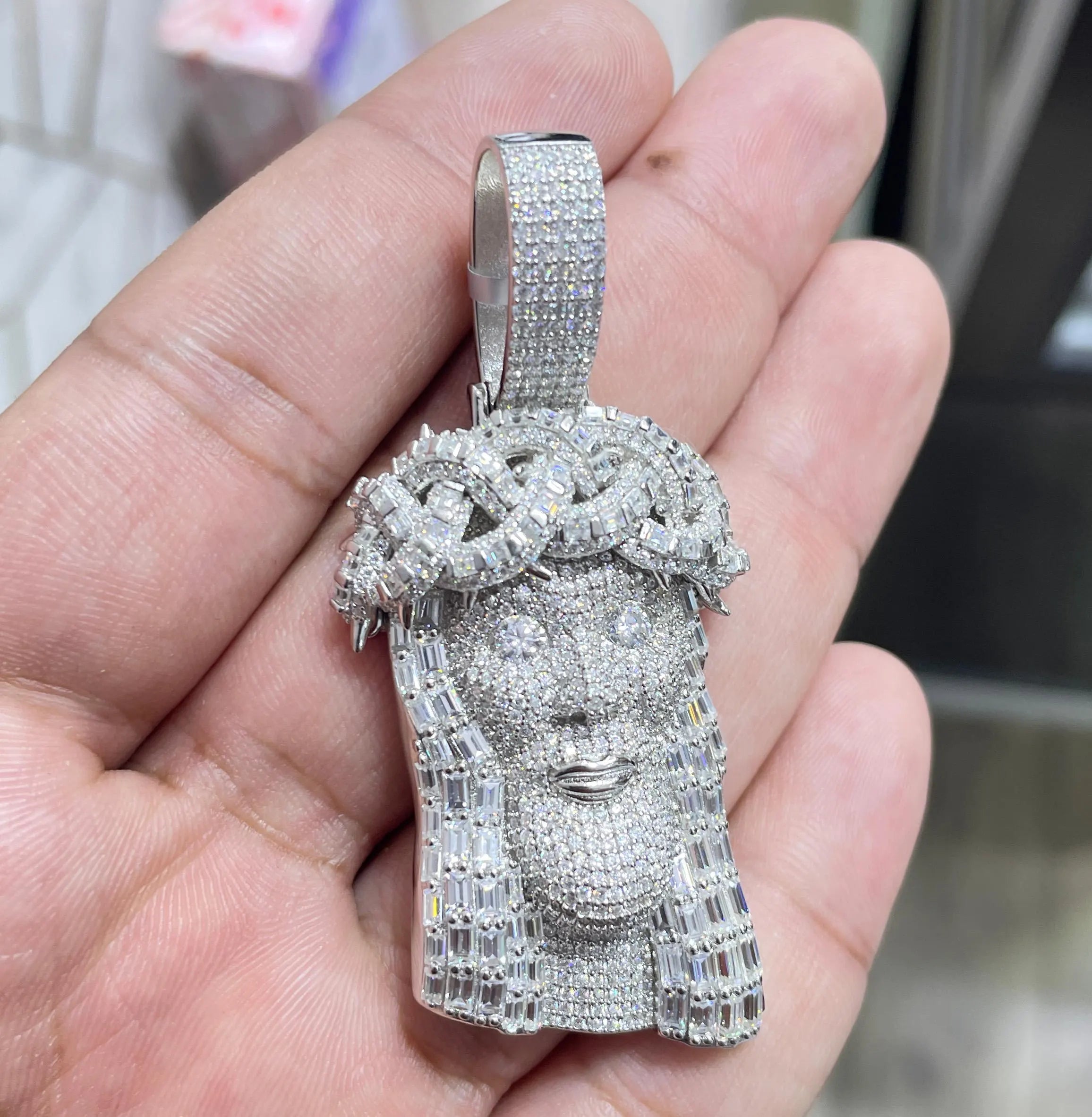 Moissanite Pendant 040