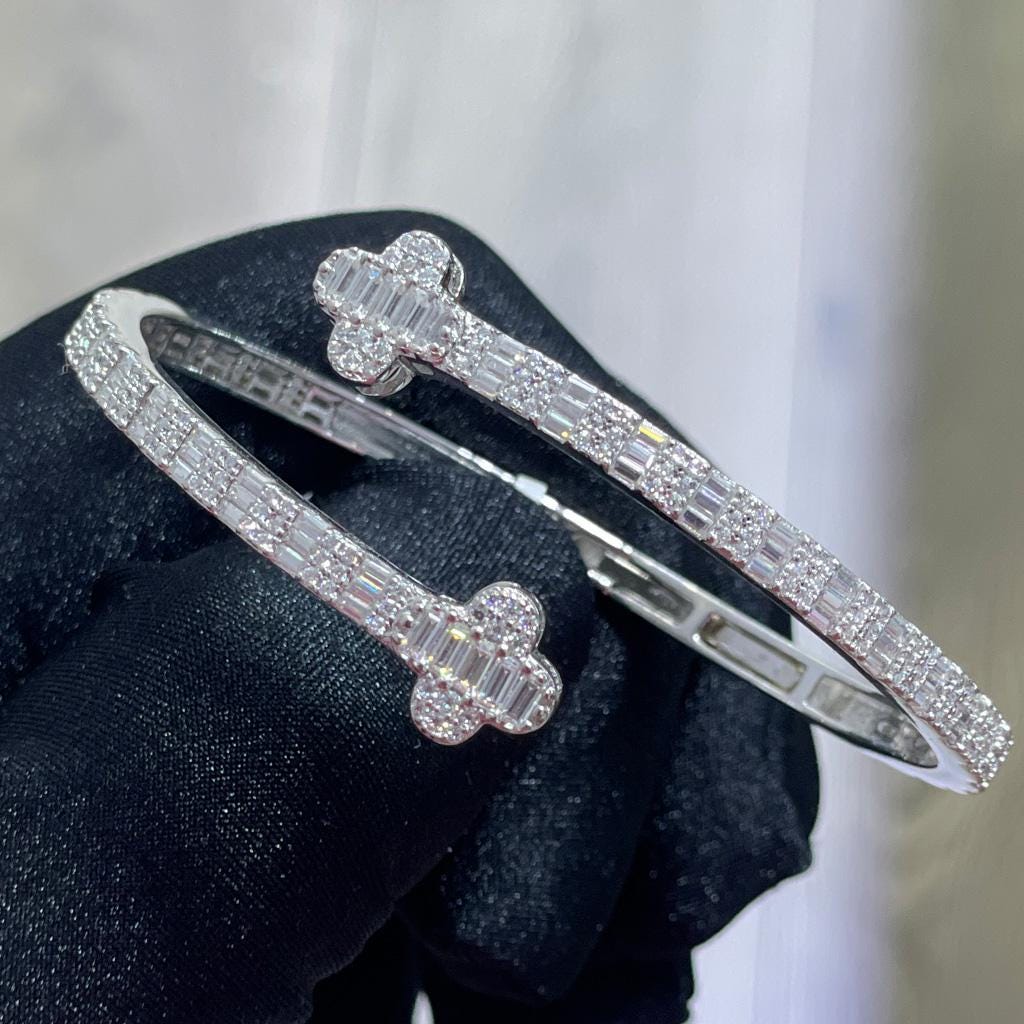 Moissanite Four Leaf Clover Bangle: Sterling Silver Cuff Bracelet (4.20ctw)