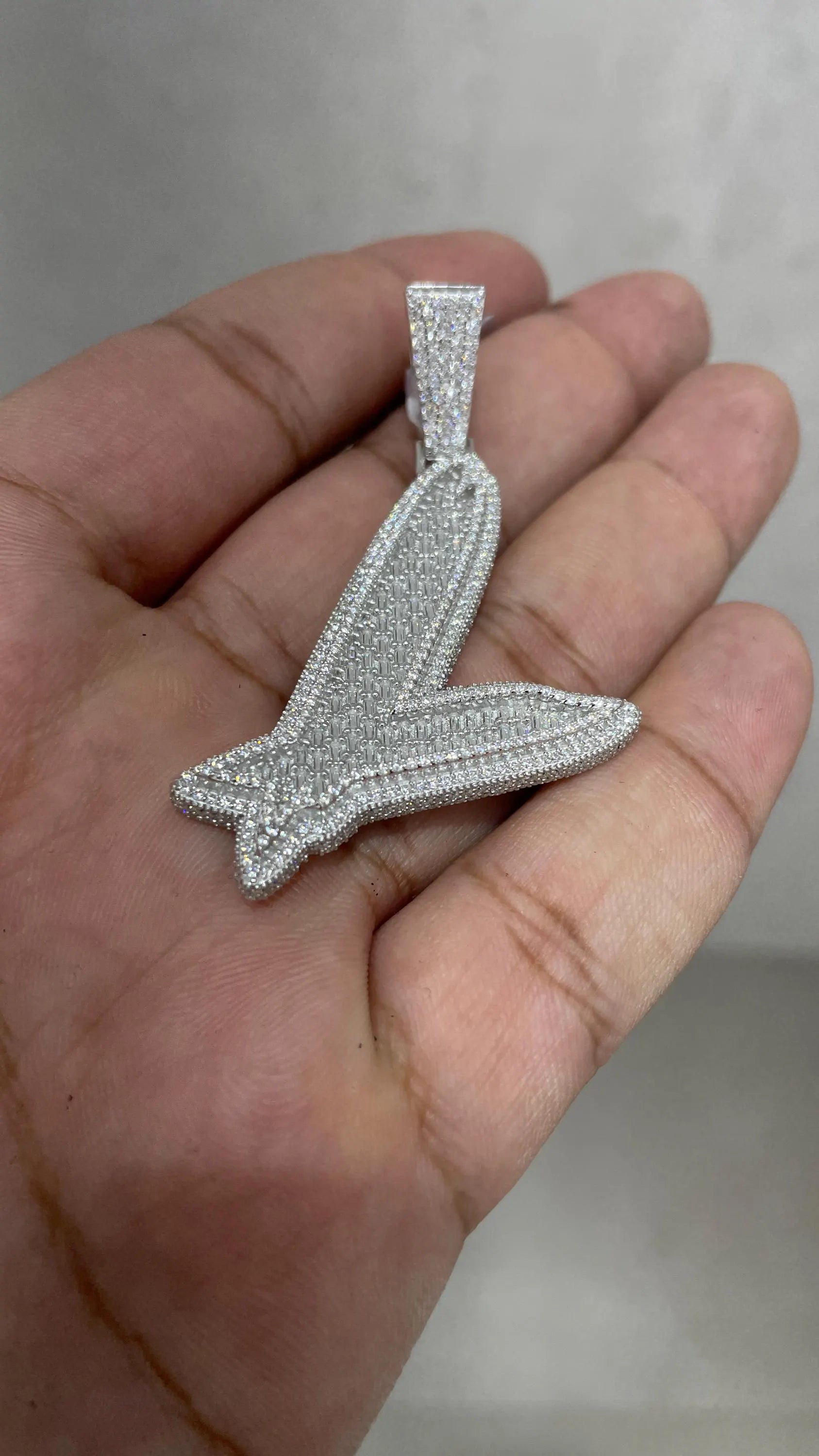 Moissanite Pendant 060
