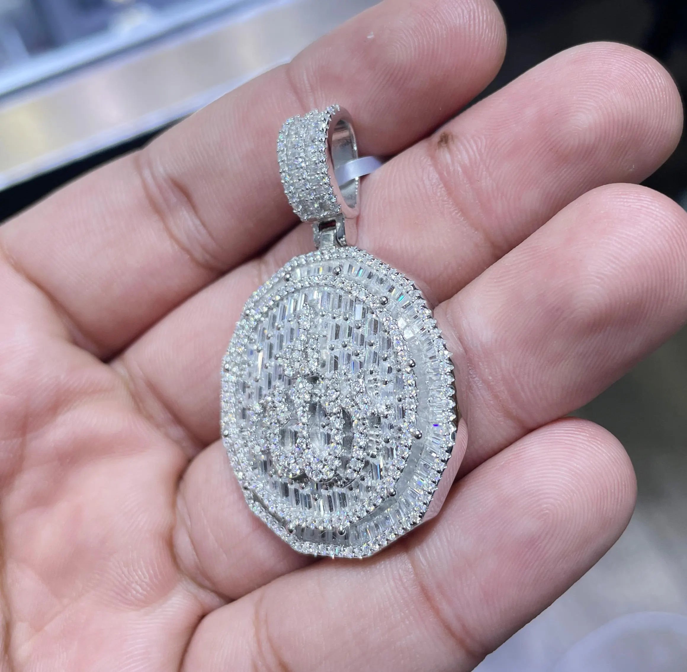 Moissanite Pendant 032