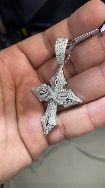 Moissanite Pendant 095