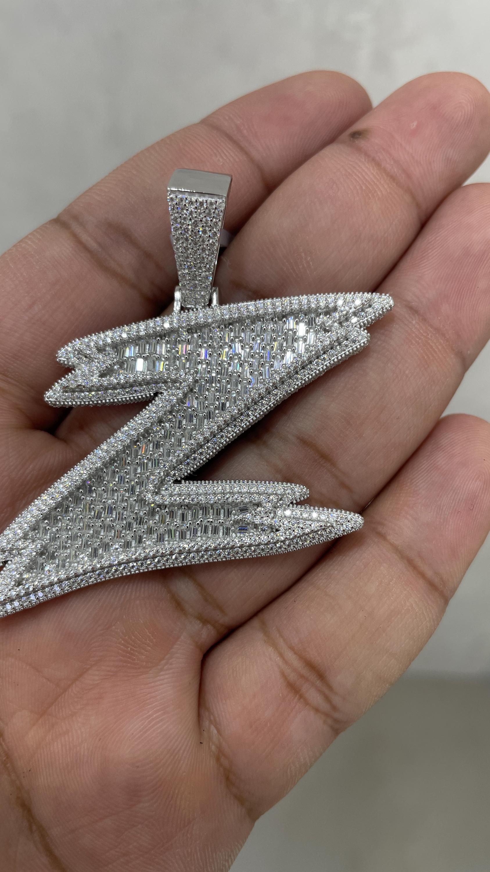 Moissanite Pendant 065