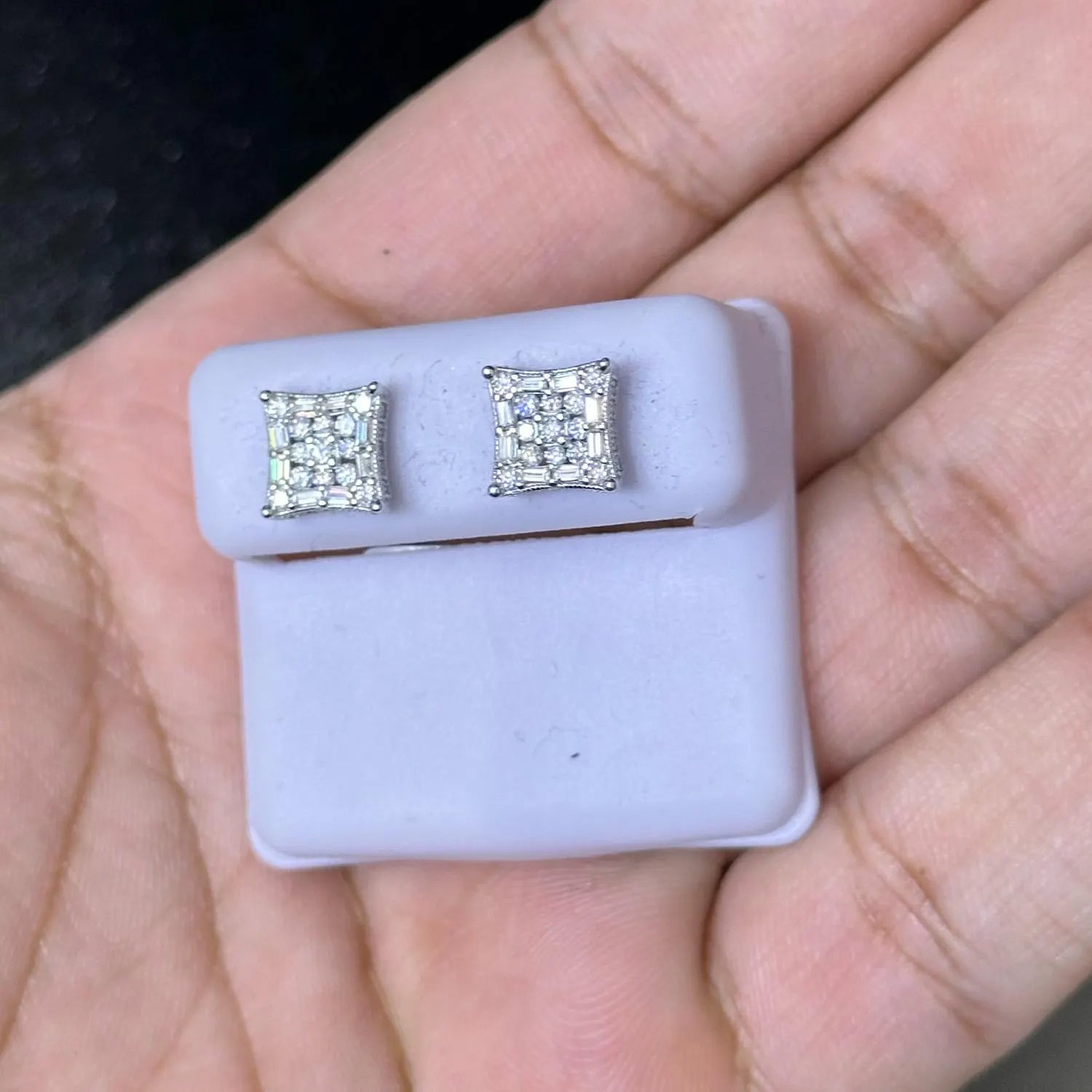 Moissanite Earrings 015