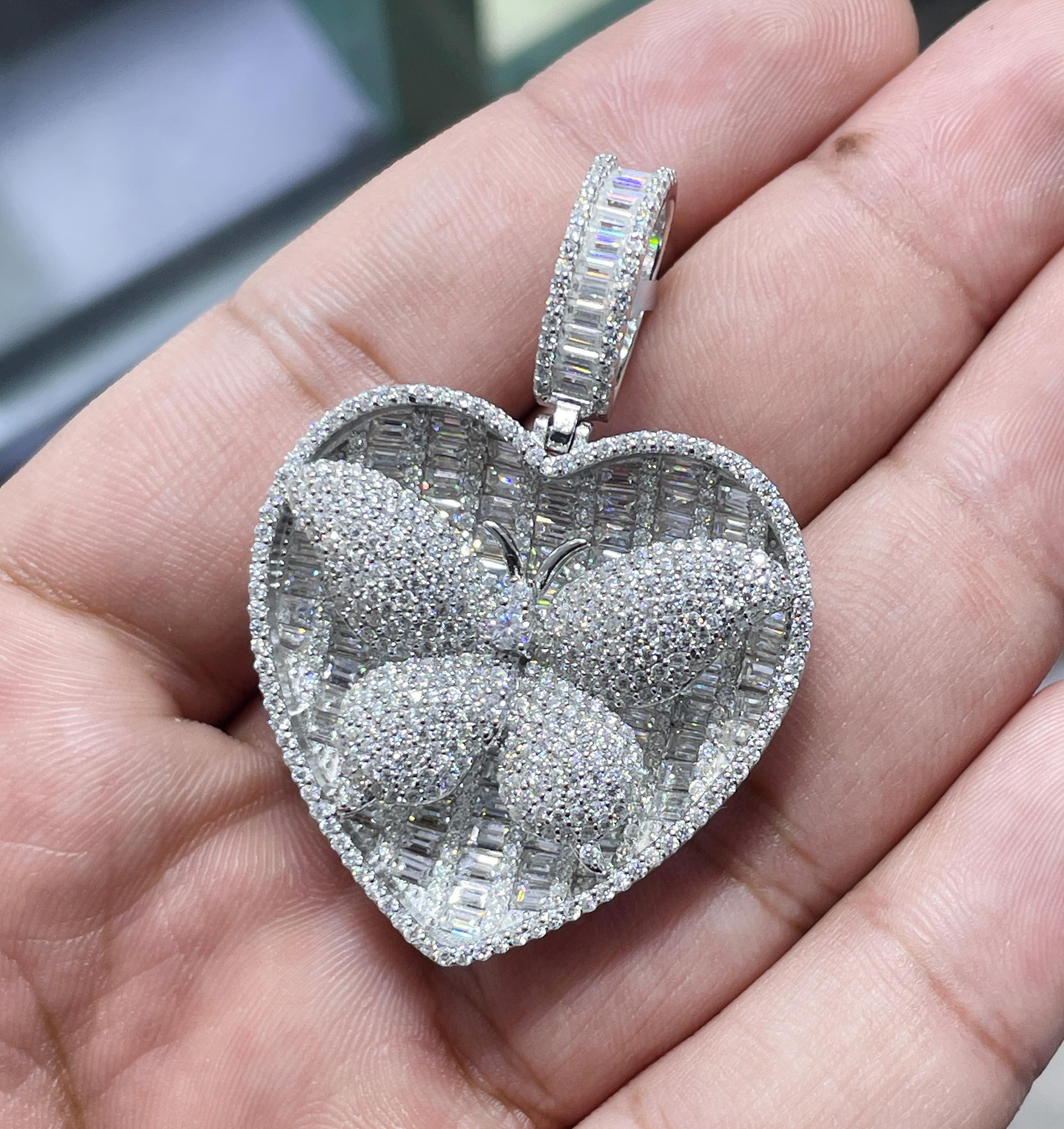 Moissanite Pendant 049