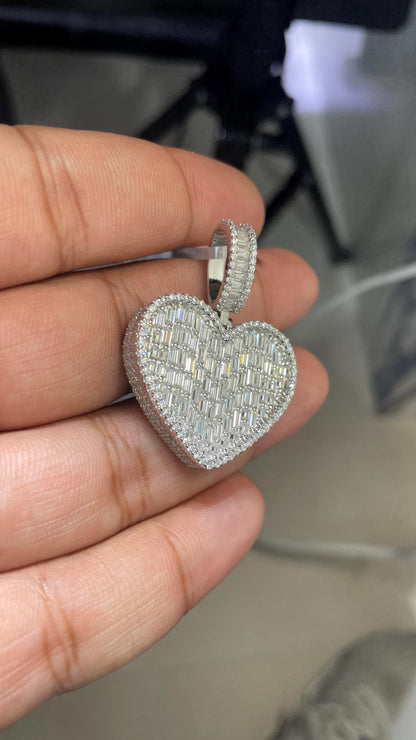 Moissanite Pendant 09