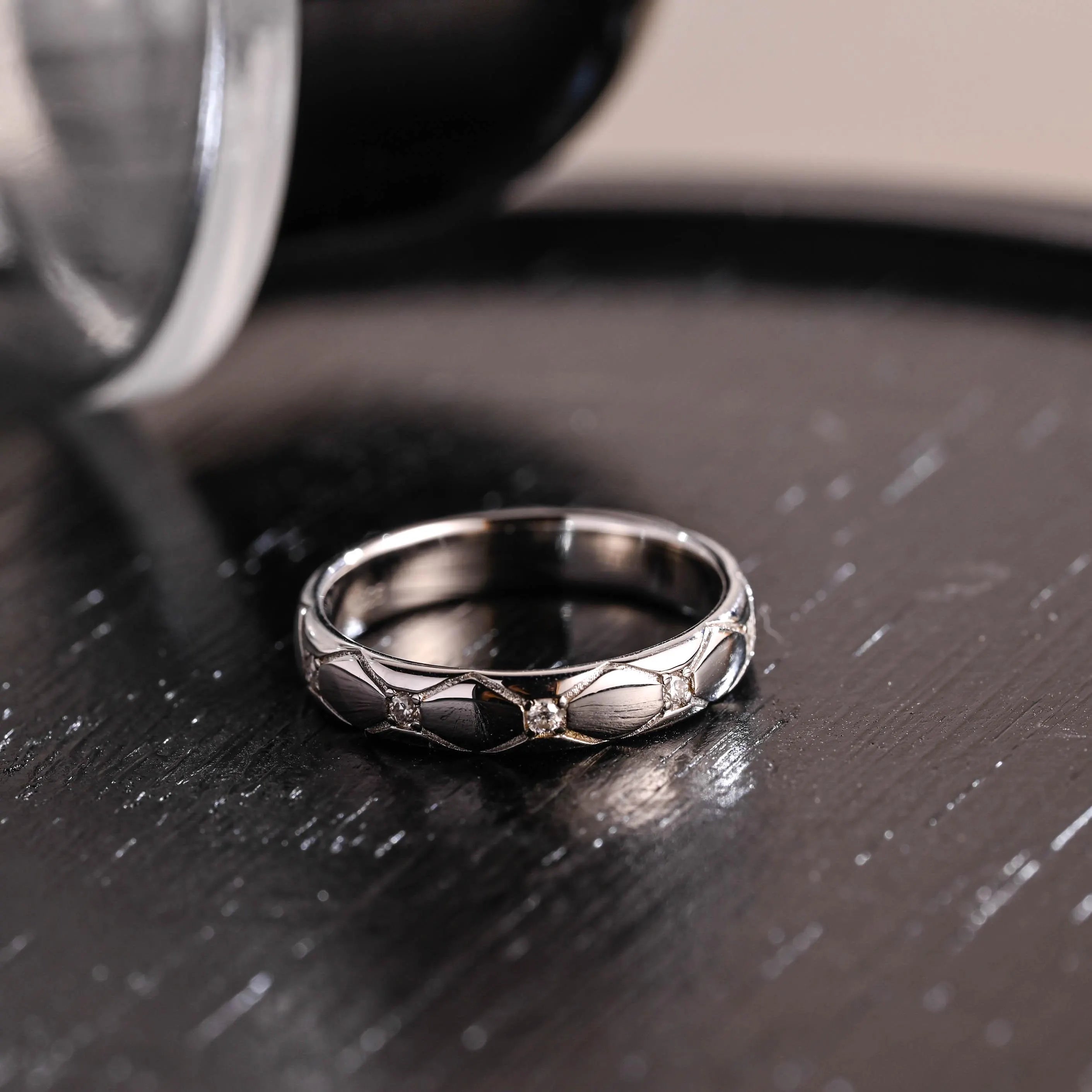 Unique Round Cut Moissanite Wedding Band, Full Eternity Moissanite Wedding Ring, 4mm Diamond Band, Engagement Ring, Anniversary Ring Gifts