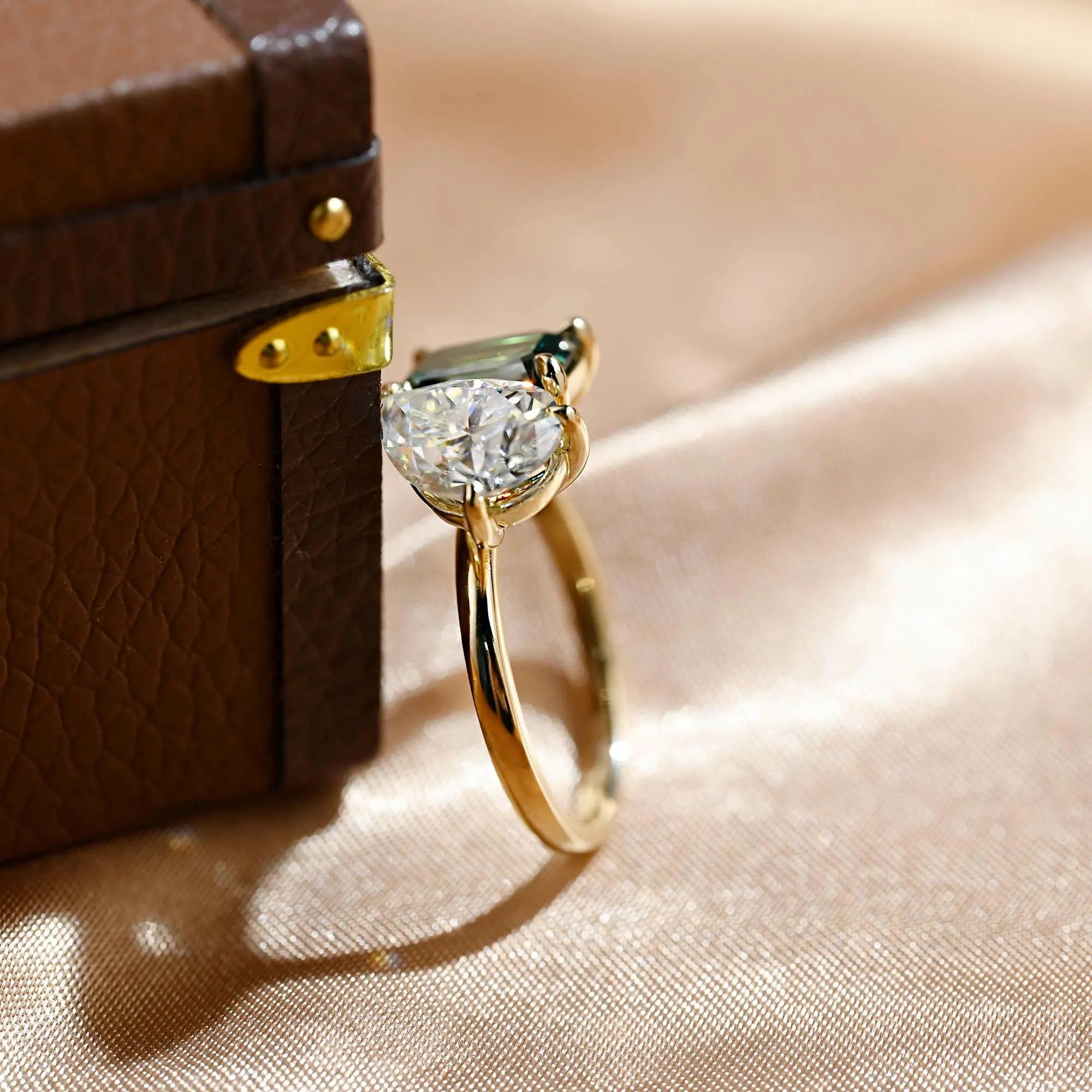 Solid Gold Pear Cut Toi et Moi Moissanite Engagement Ring, Green Moissanite Two Stone Ring