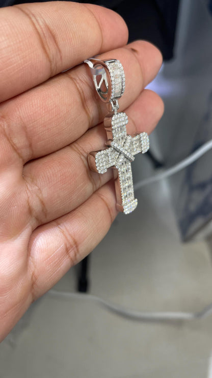 Moissanite Pendant 075