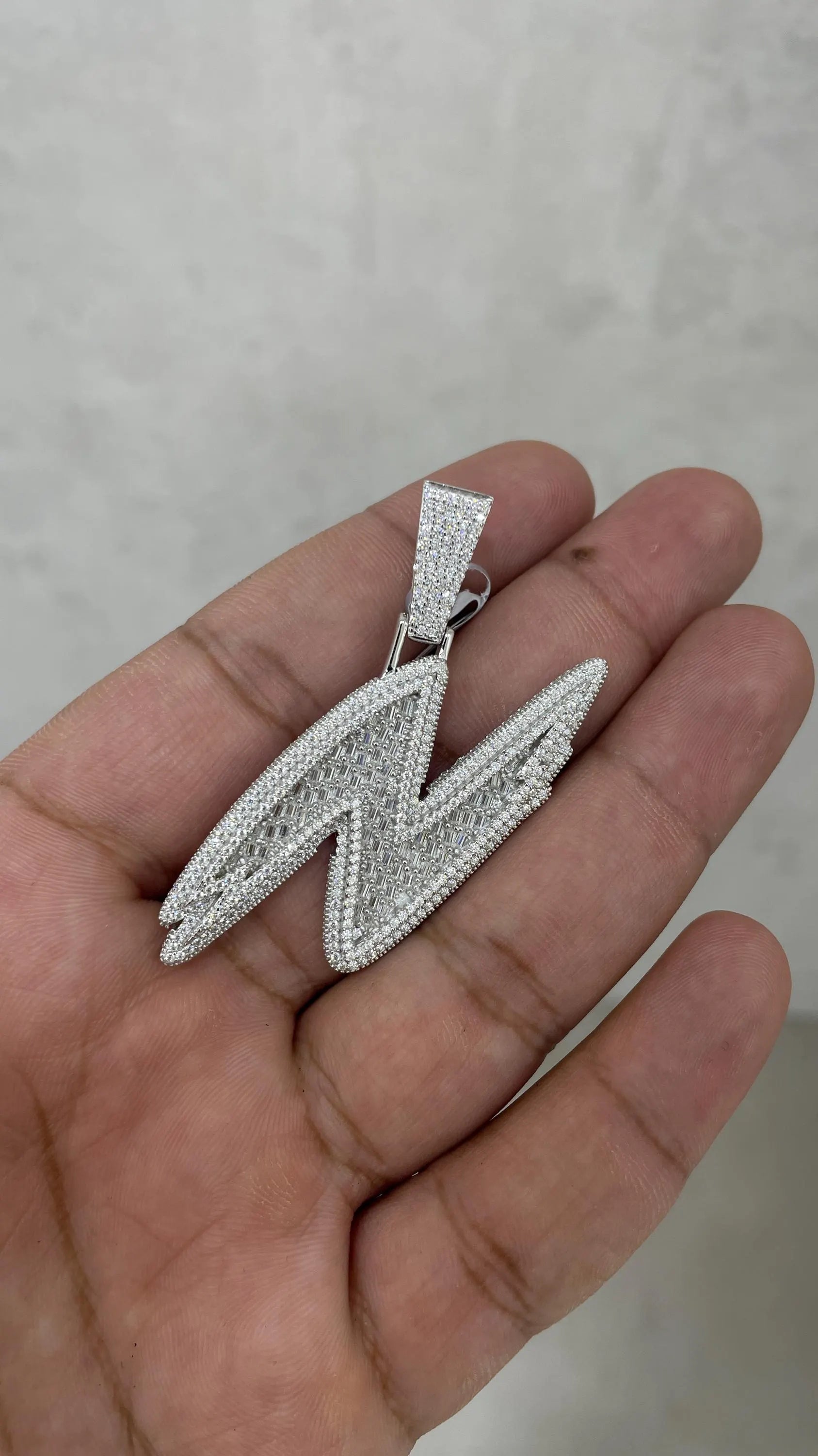 Moissanite Pendant 062