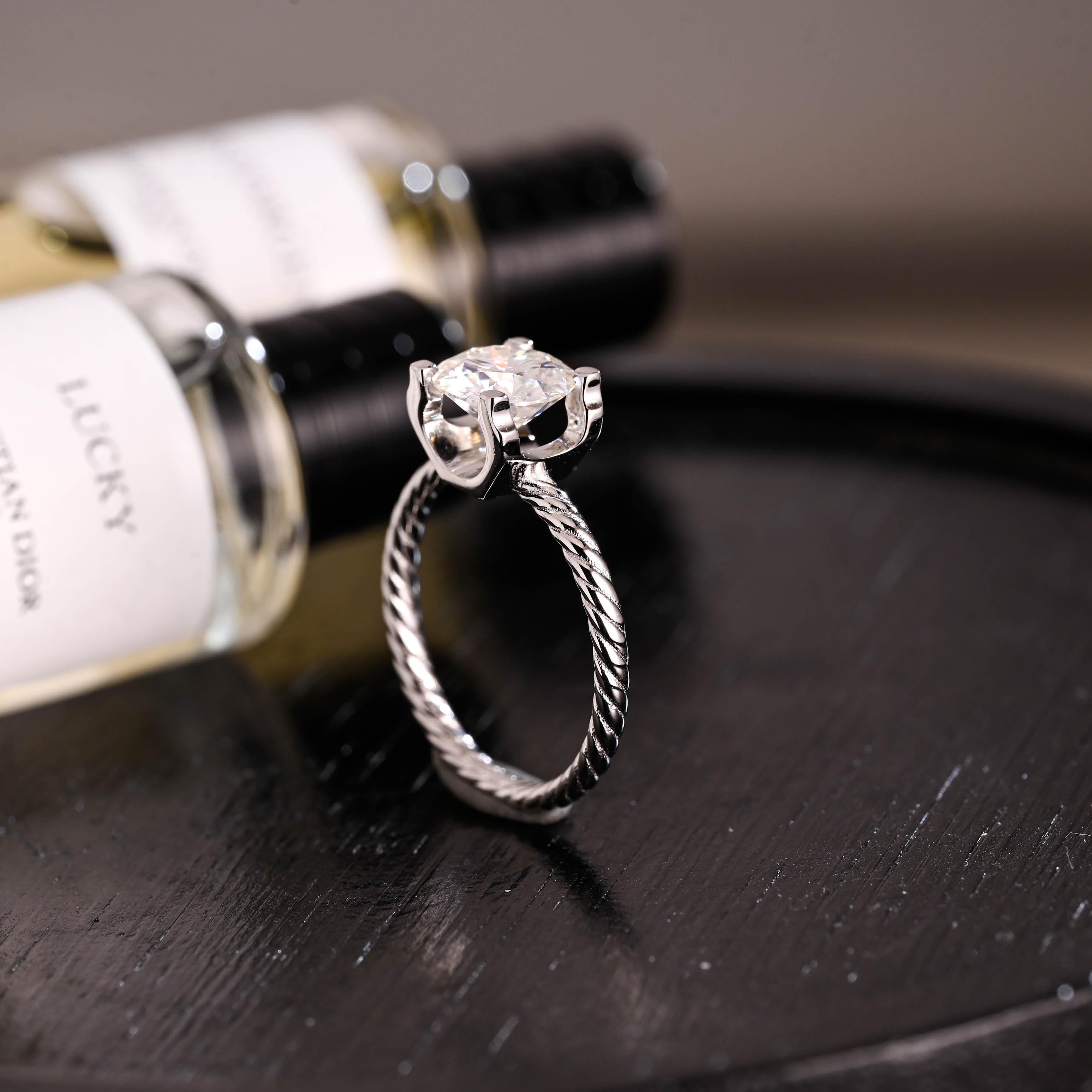 Solid Gold Round Cut Moissanite Engagement Ring, Wedding Ring, Anniversary Gift Birthday Gift for Women Wife